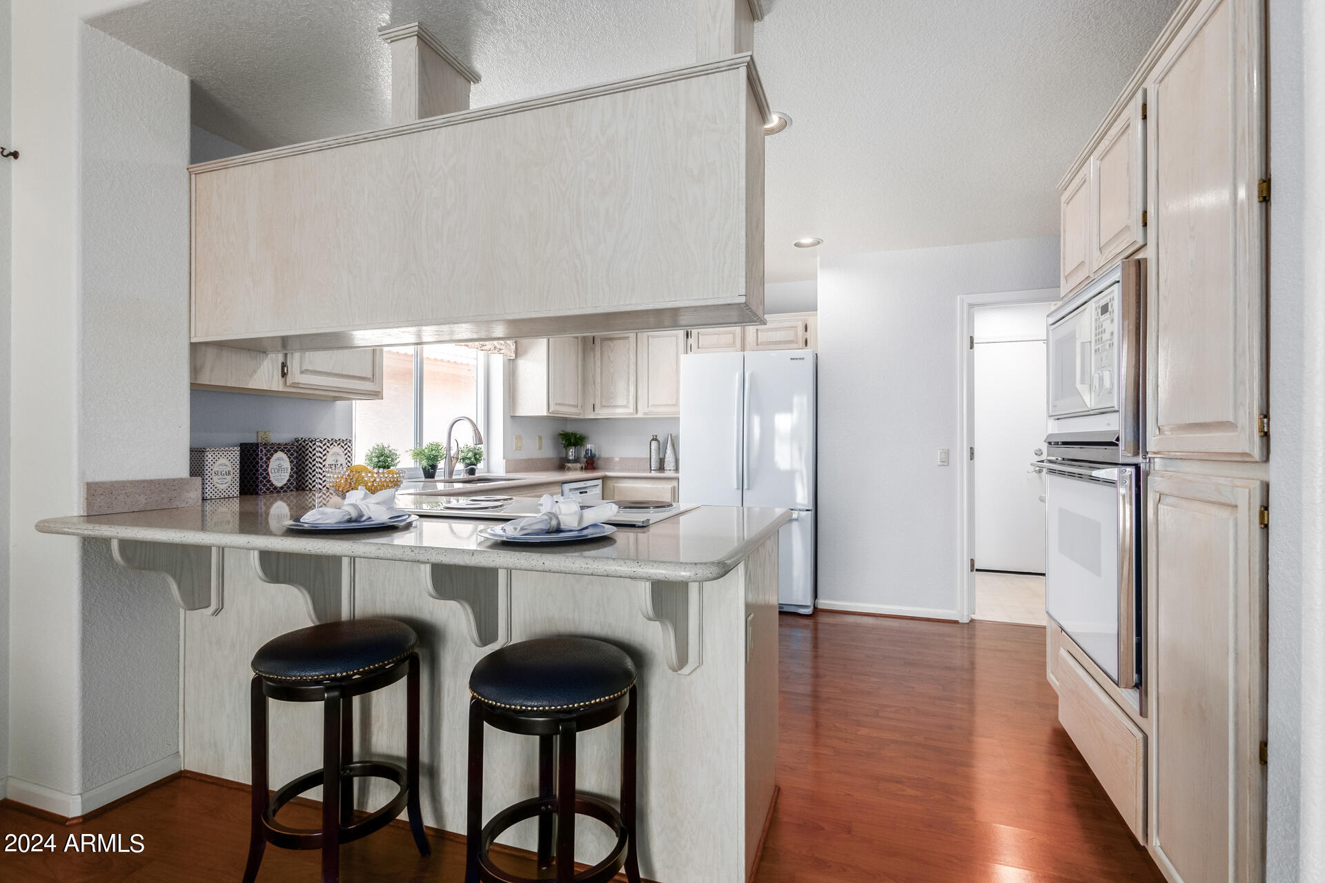 10412 E NACOMA Drive