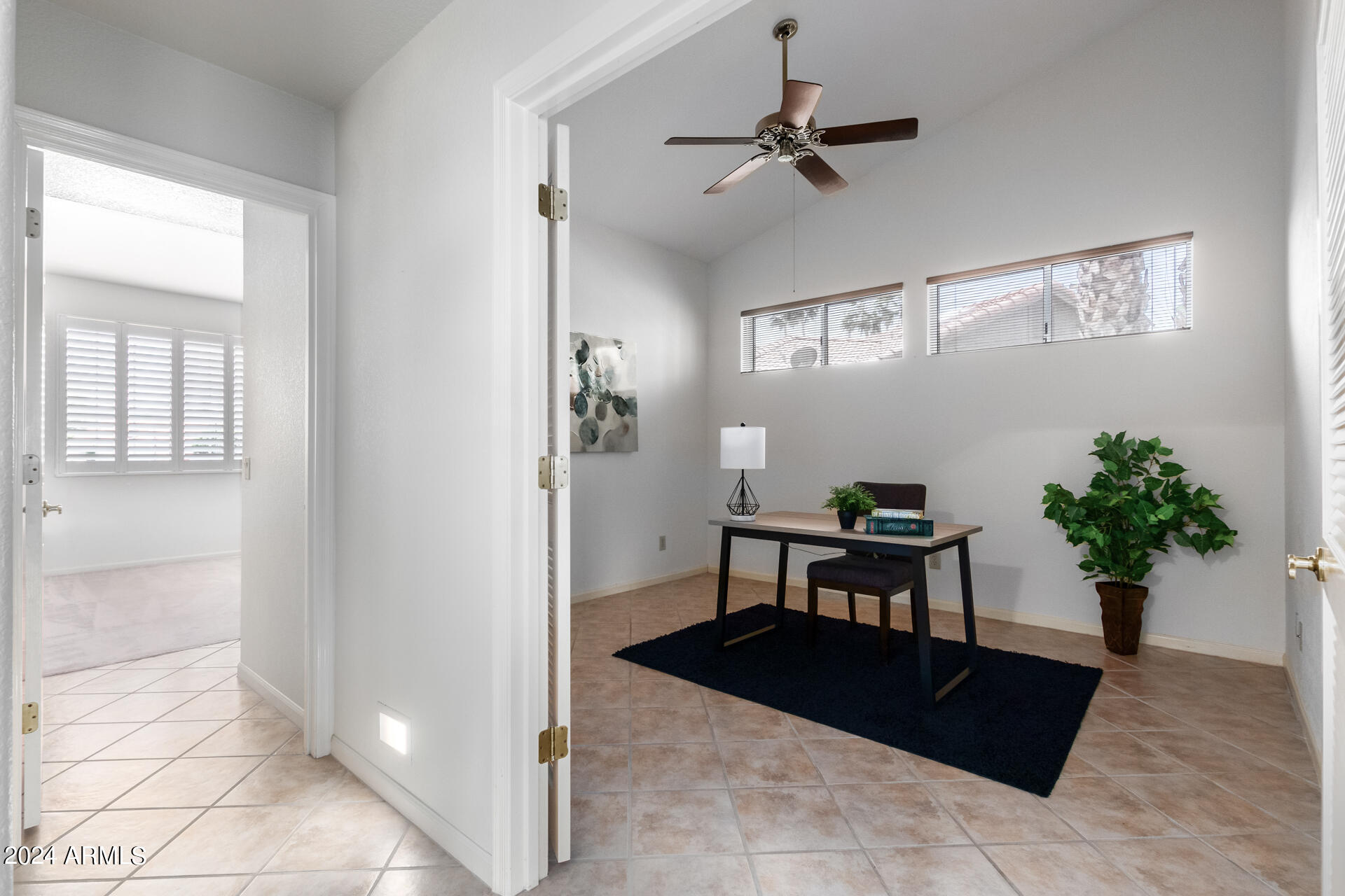 10412 E NACOMA Drive