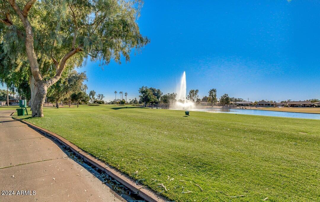 10412 E NACOMA Drive