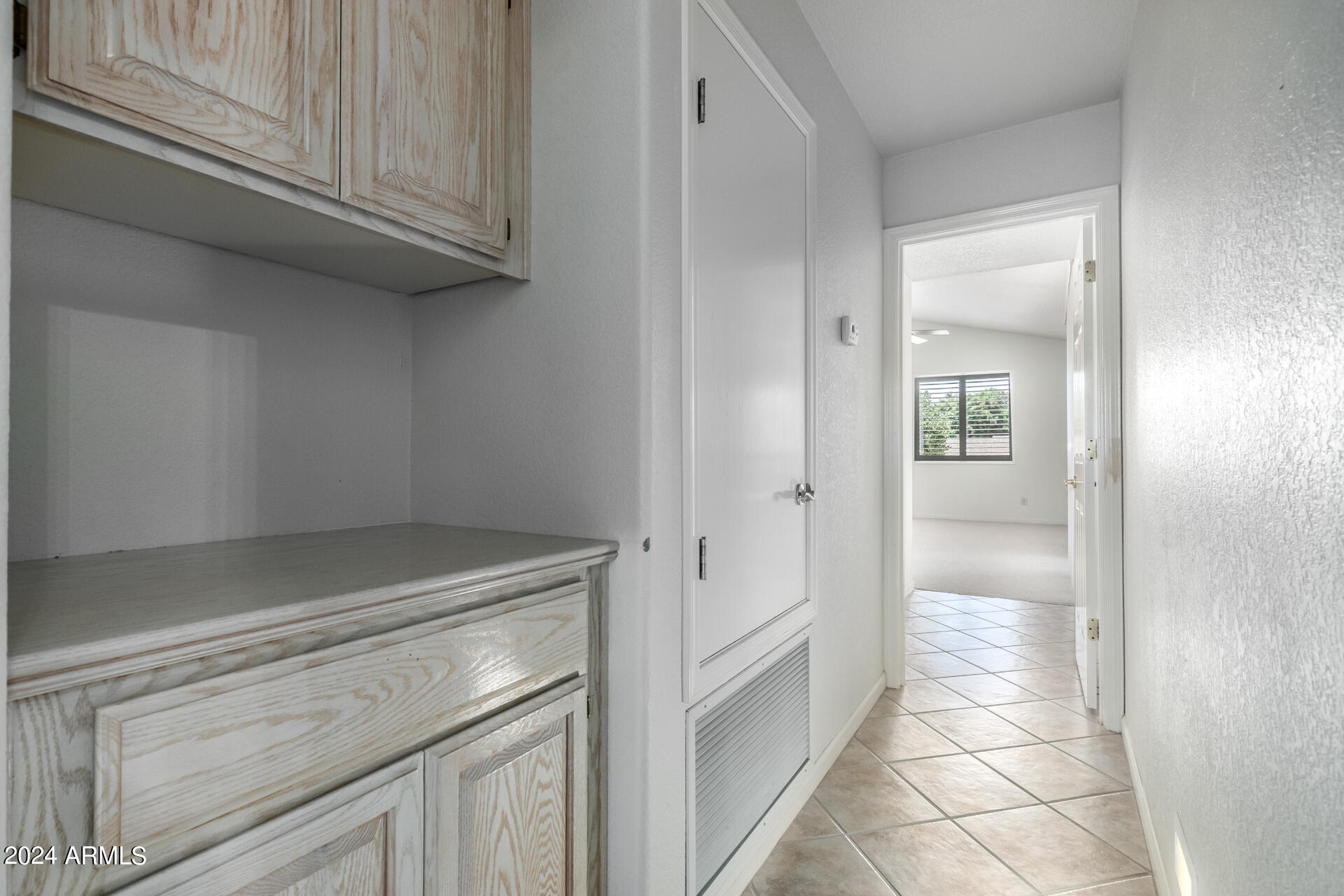 10412 E NACOMA Drive