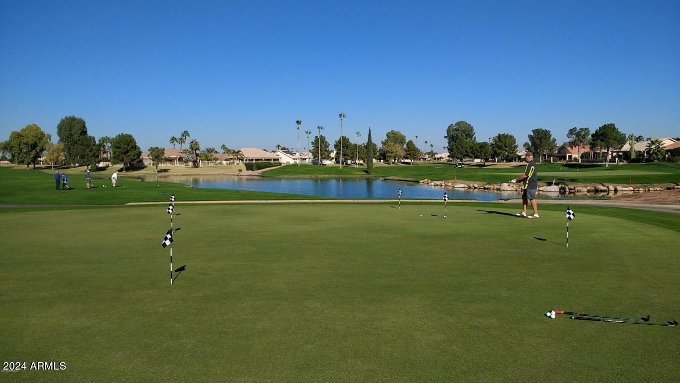 10412 E NACOMA Drive