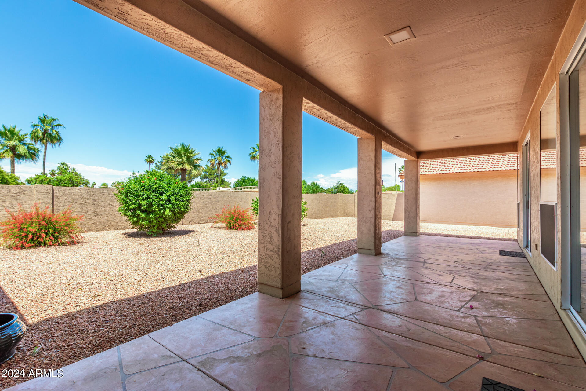 10412 E NACOMA Drive