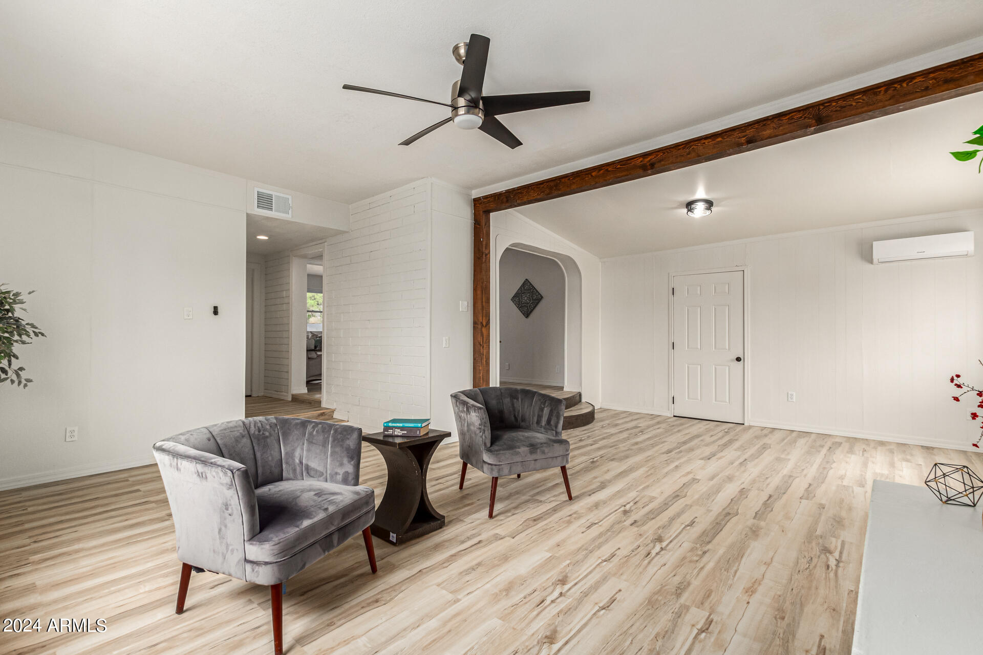 1480 N CALLE ZAMORA --