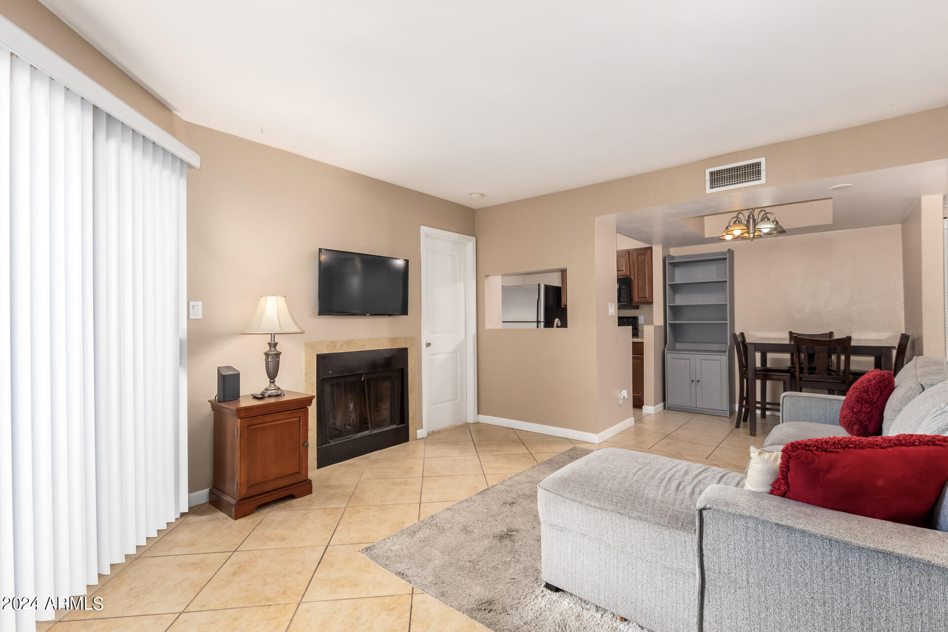 1745 E GLENN Street # 127