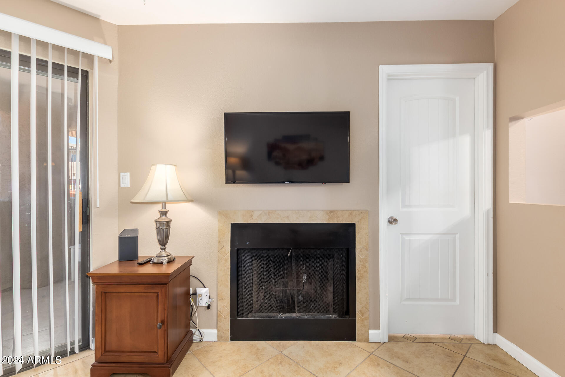 1745 E GLENN Street # 127