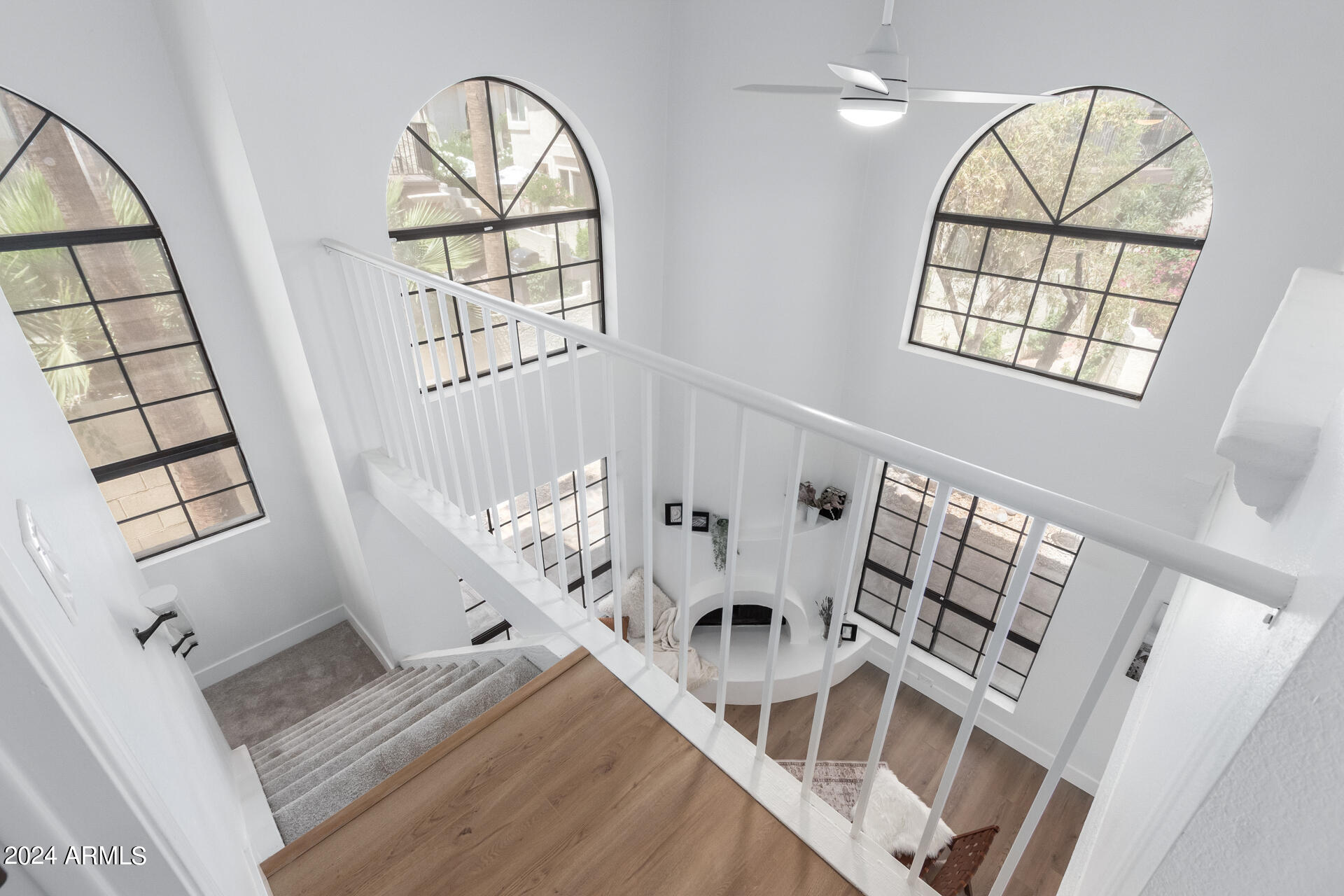 5002 E SIESTA Drive, 1