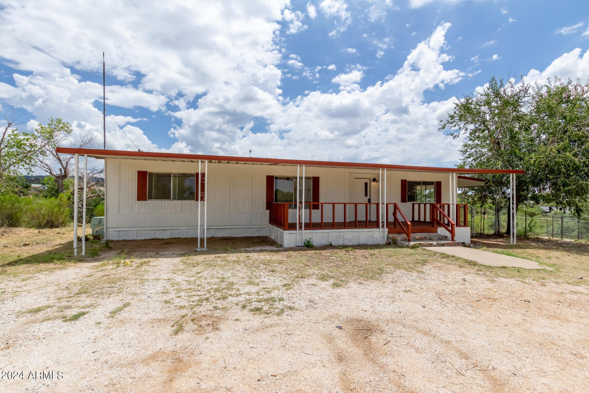 2730 N ROCKLIFFE Boulevard