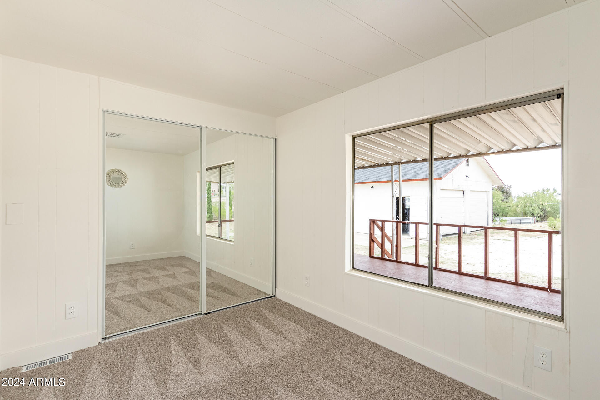 2730 N ROCKLIFFE Boulevard