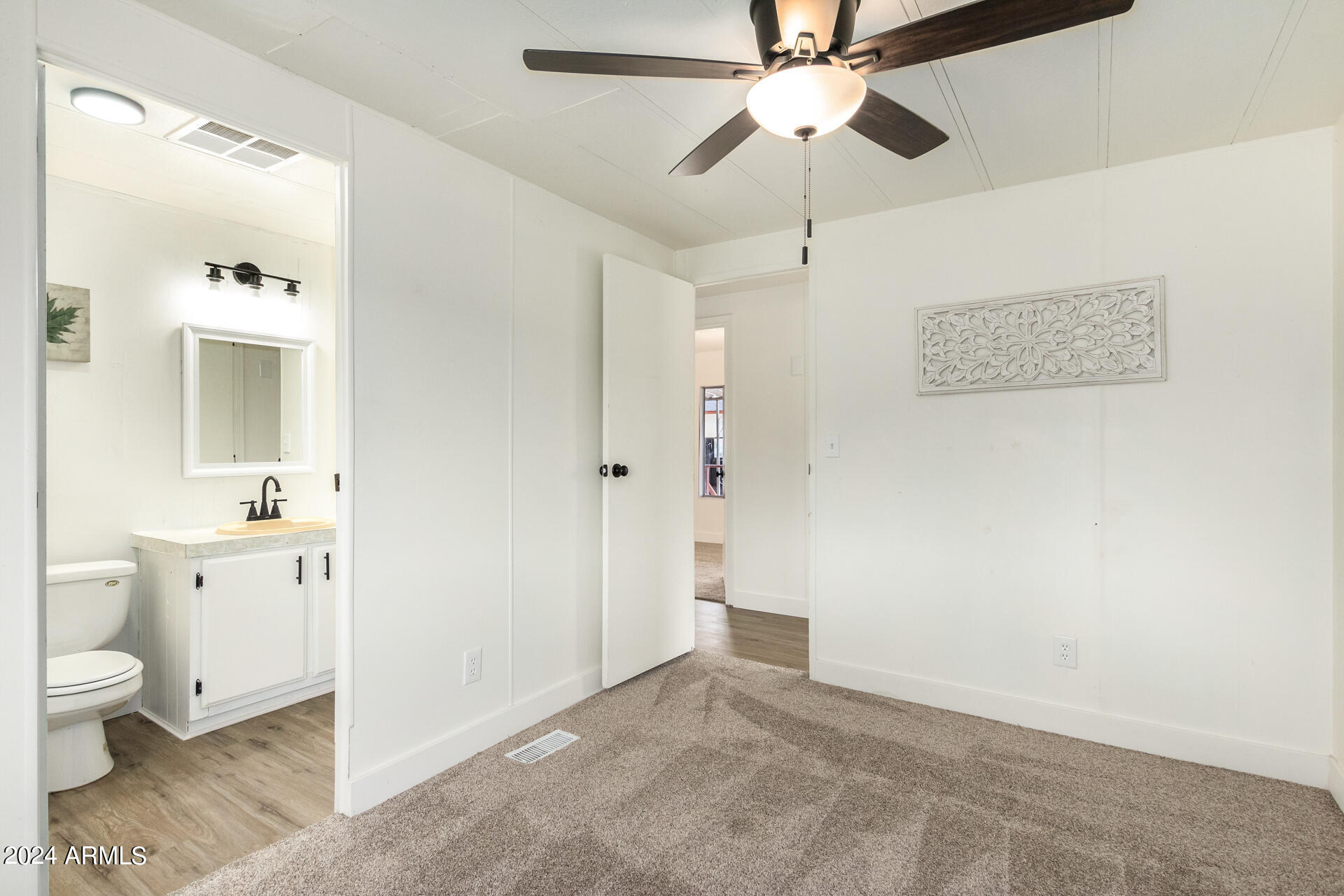 2730 N ROCKLIFFE Boulevard