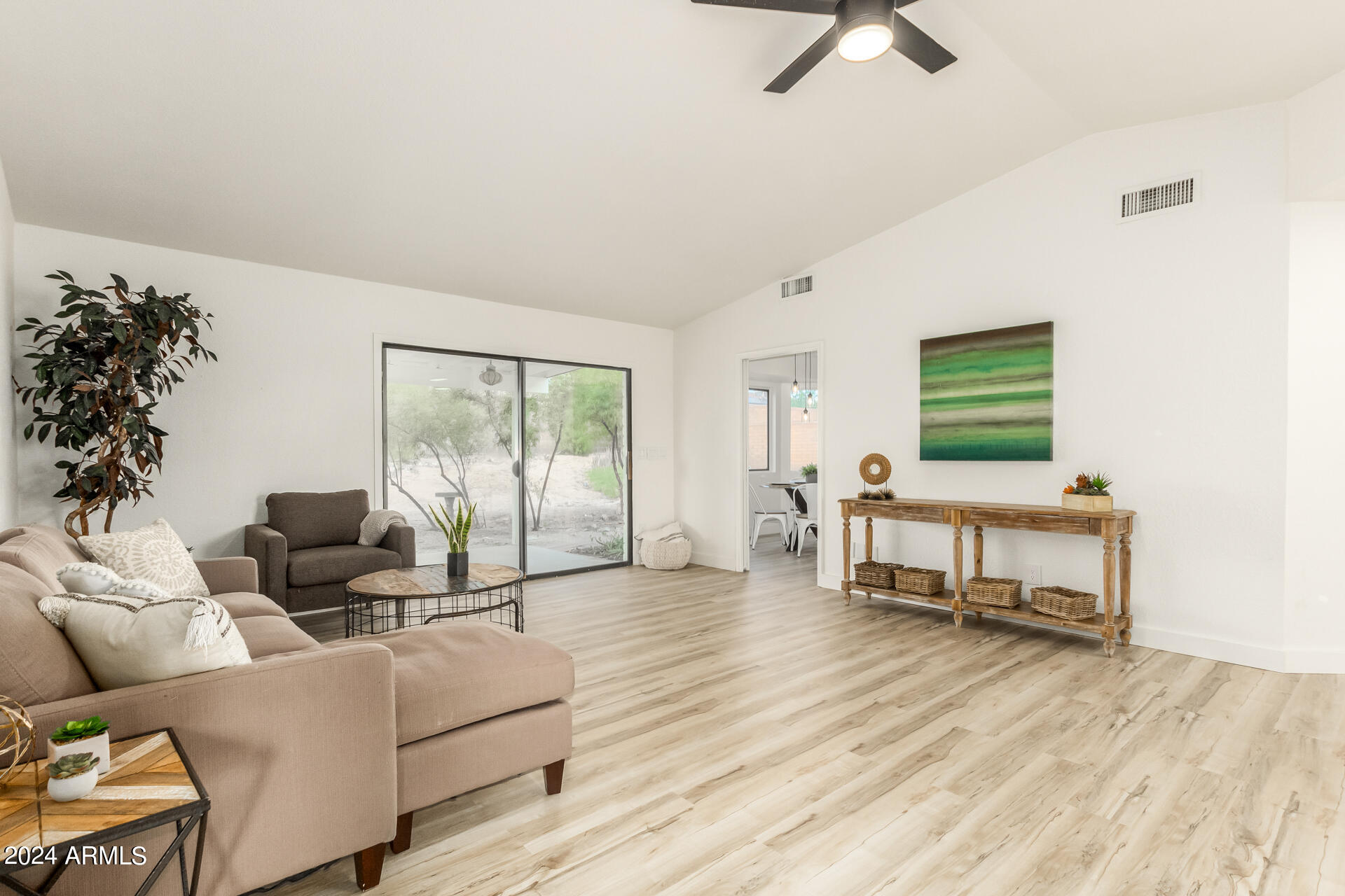 3310 W GREEN RIDGE Drive