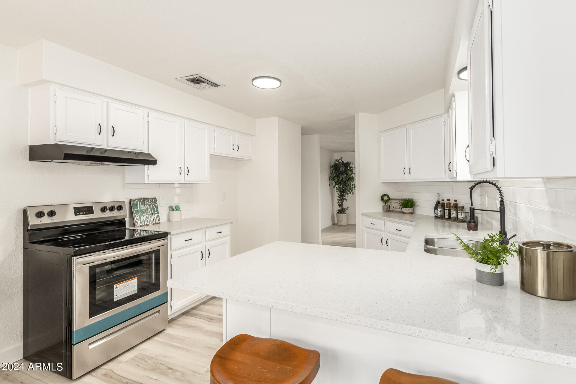 3310 W GREEN RIDGE Drive