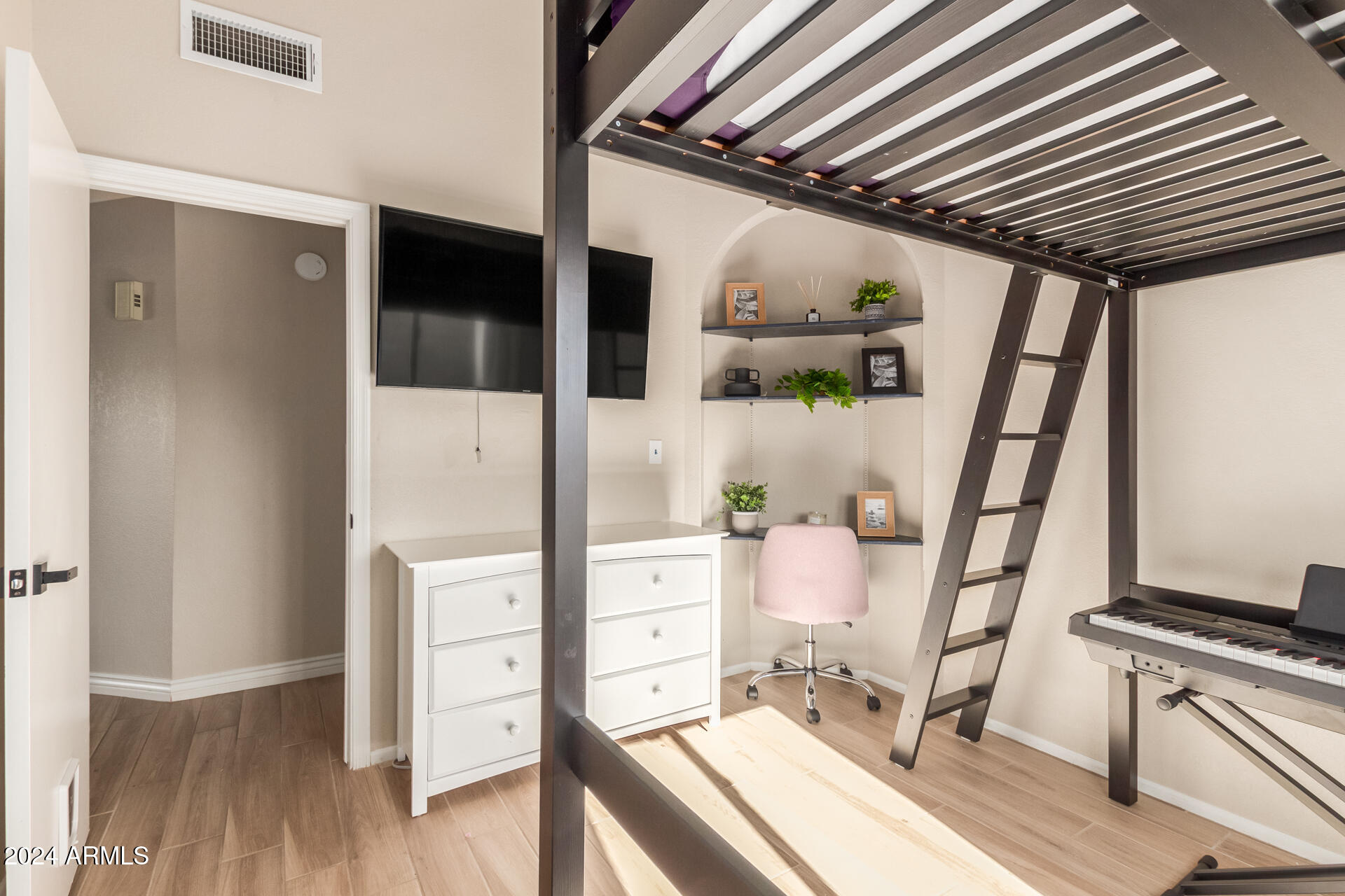 1603 N EL DORADO Court