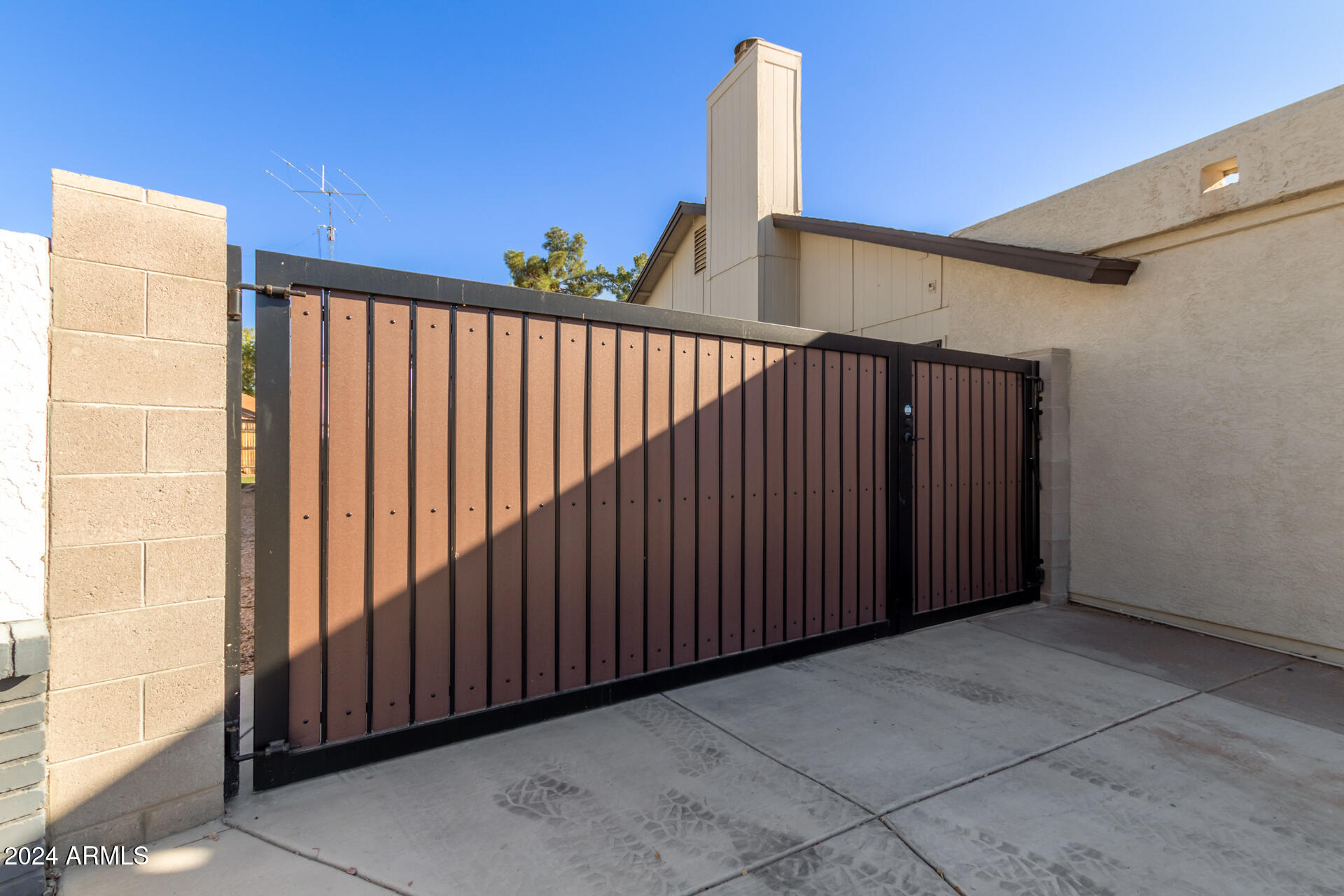 1603 N EL DORADO Court