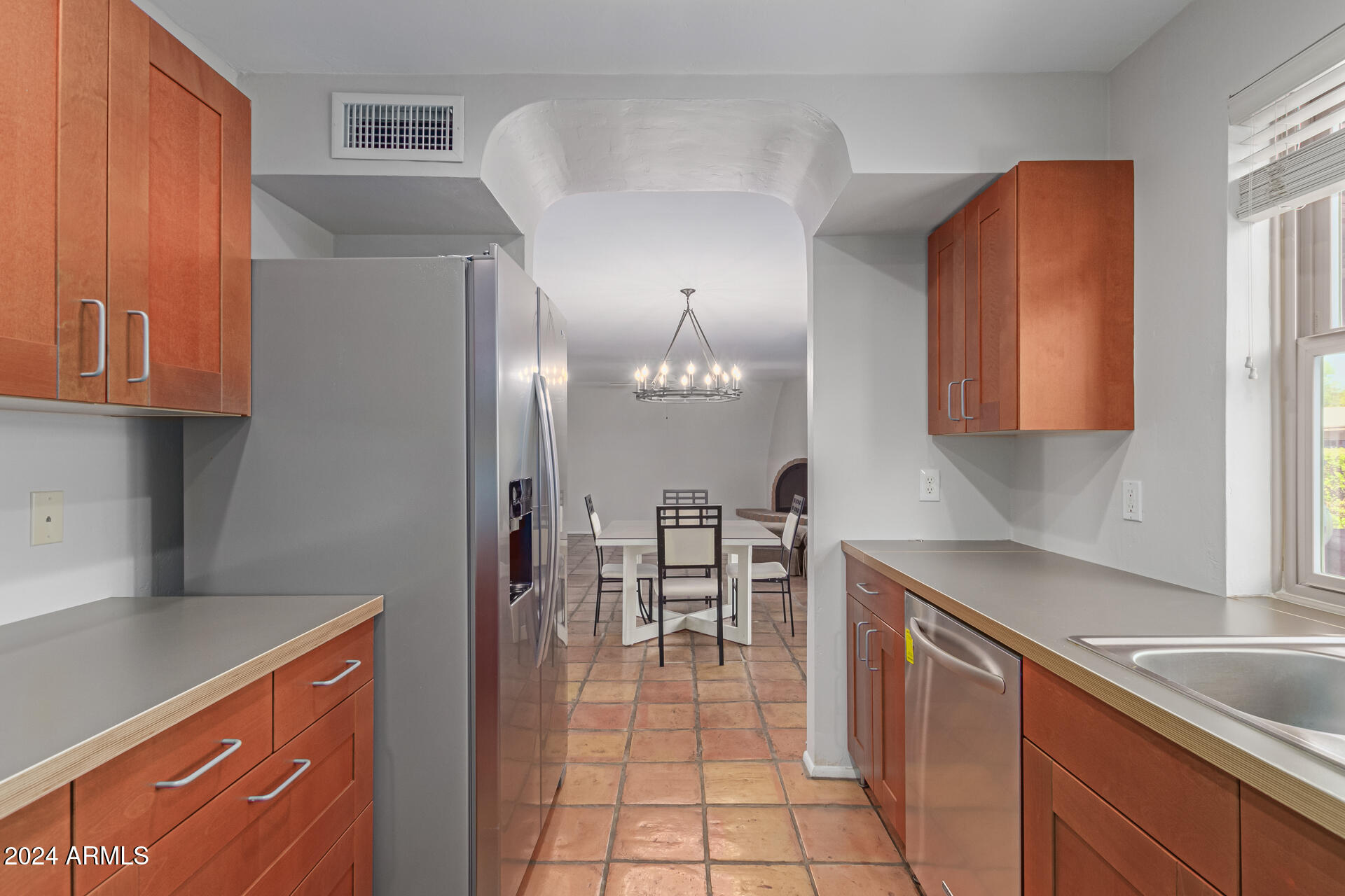 8480 E MALCOMB Drive