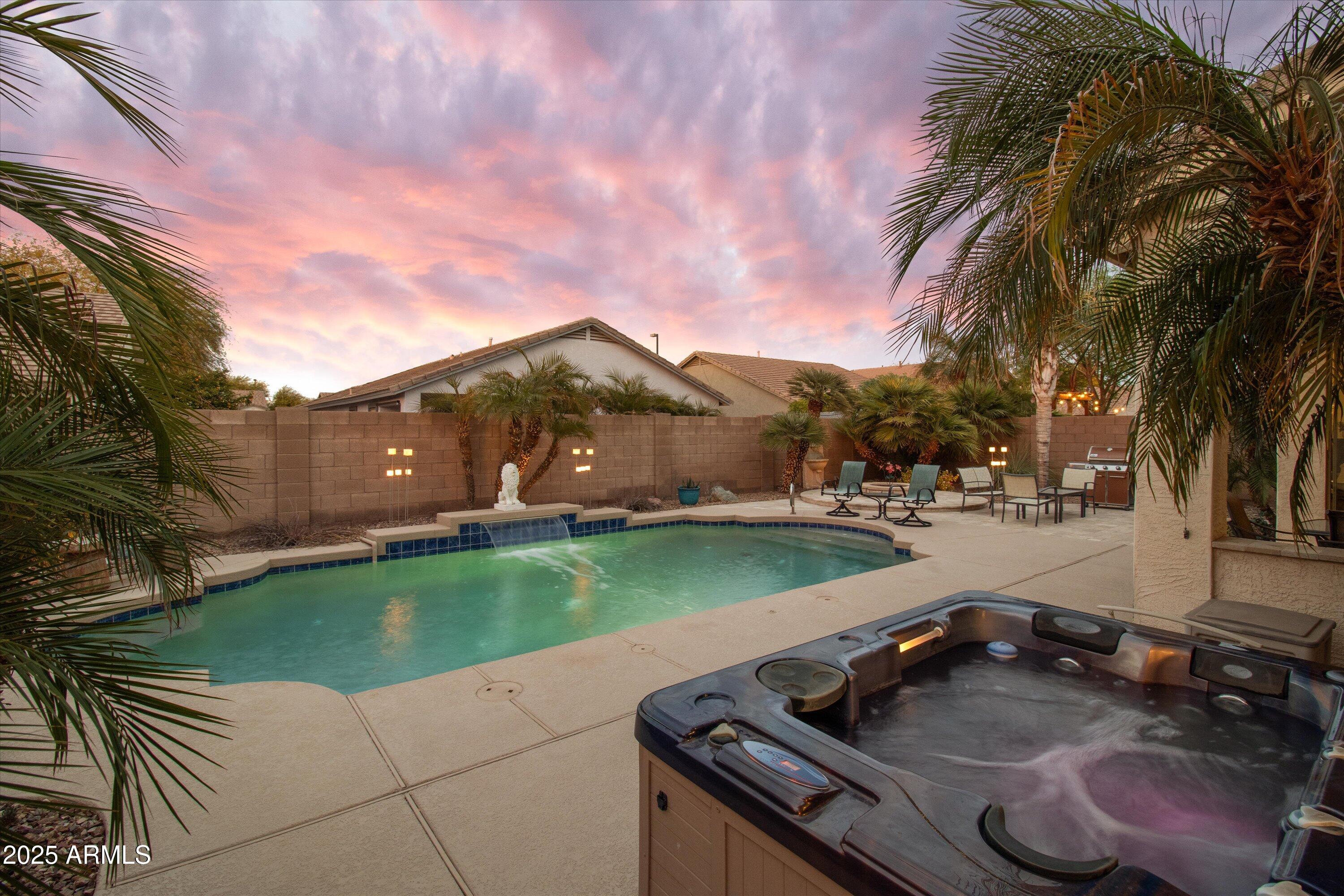 4272 E IVANHOE Street