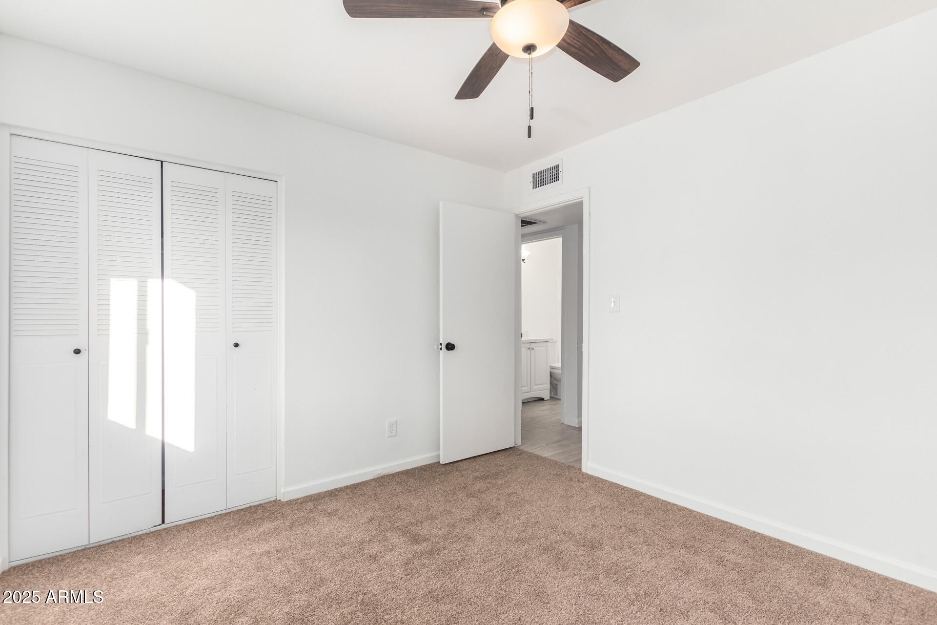 2336 W PLATA Avenue