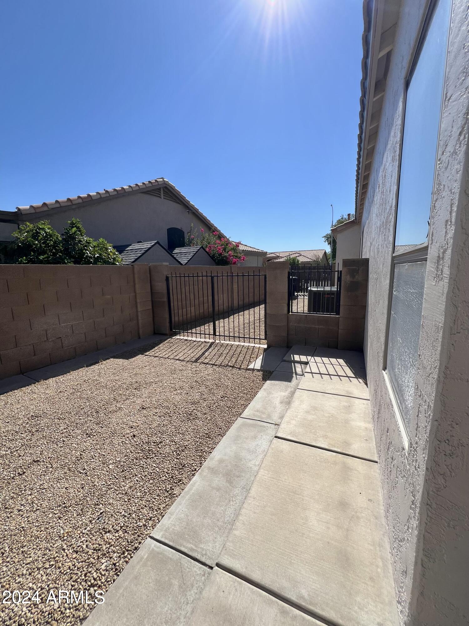 1776 W Canary Way