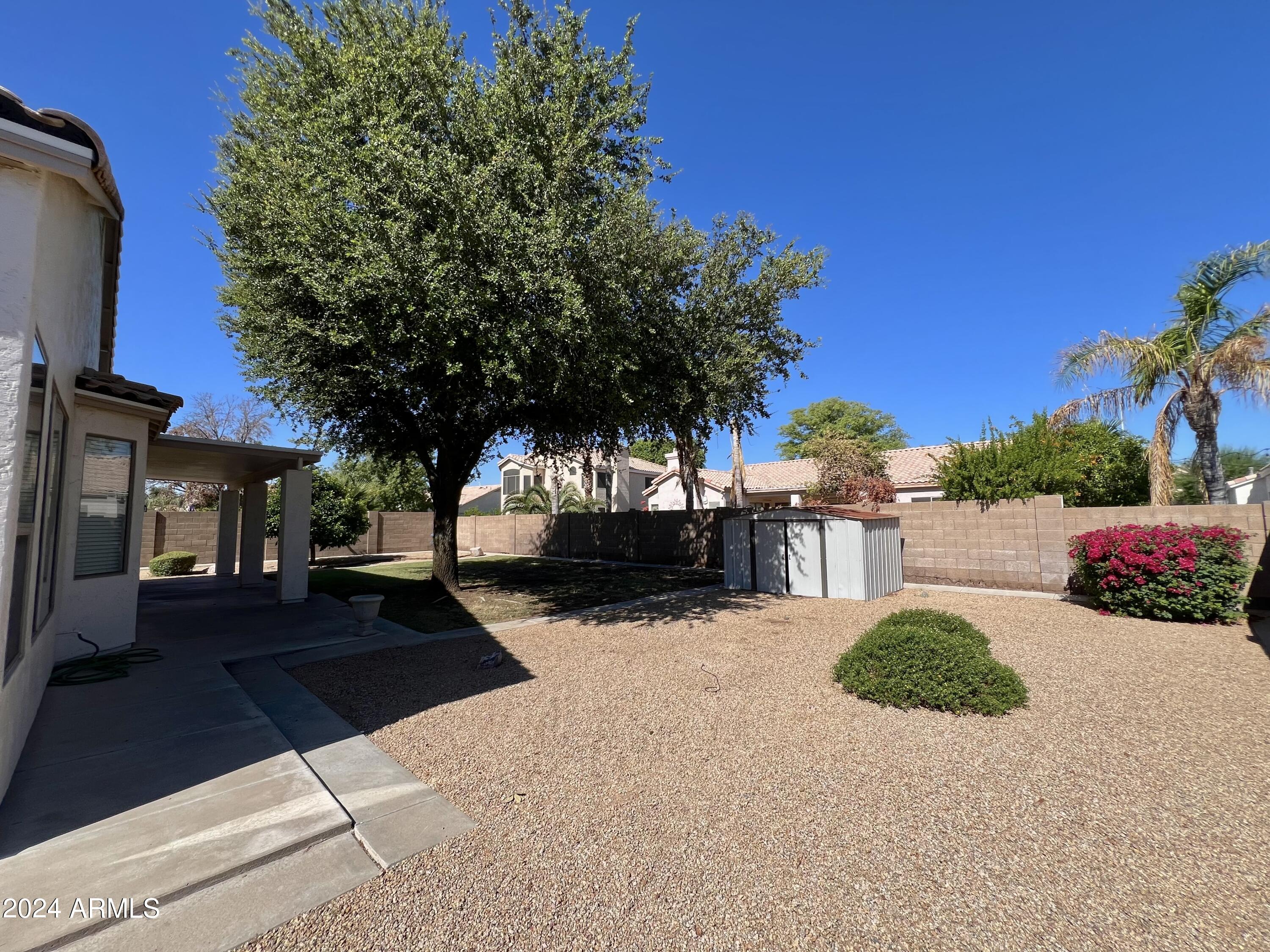 1776 W Canary Way