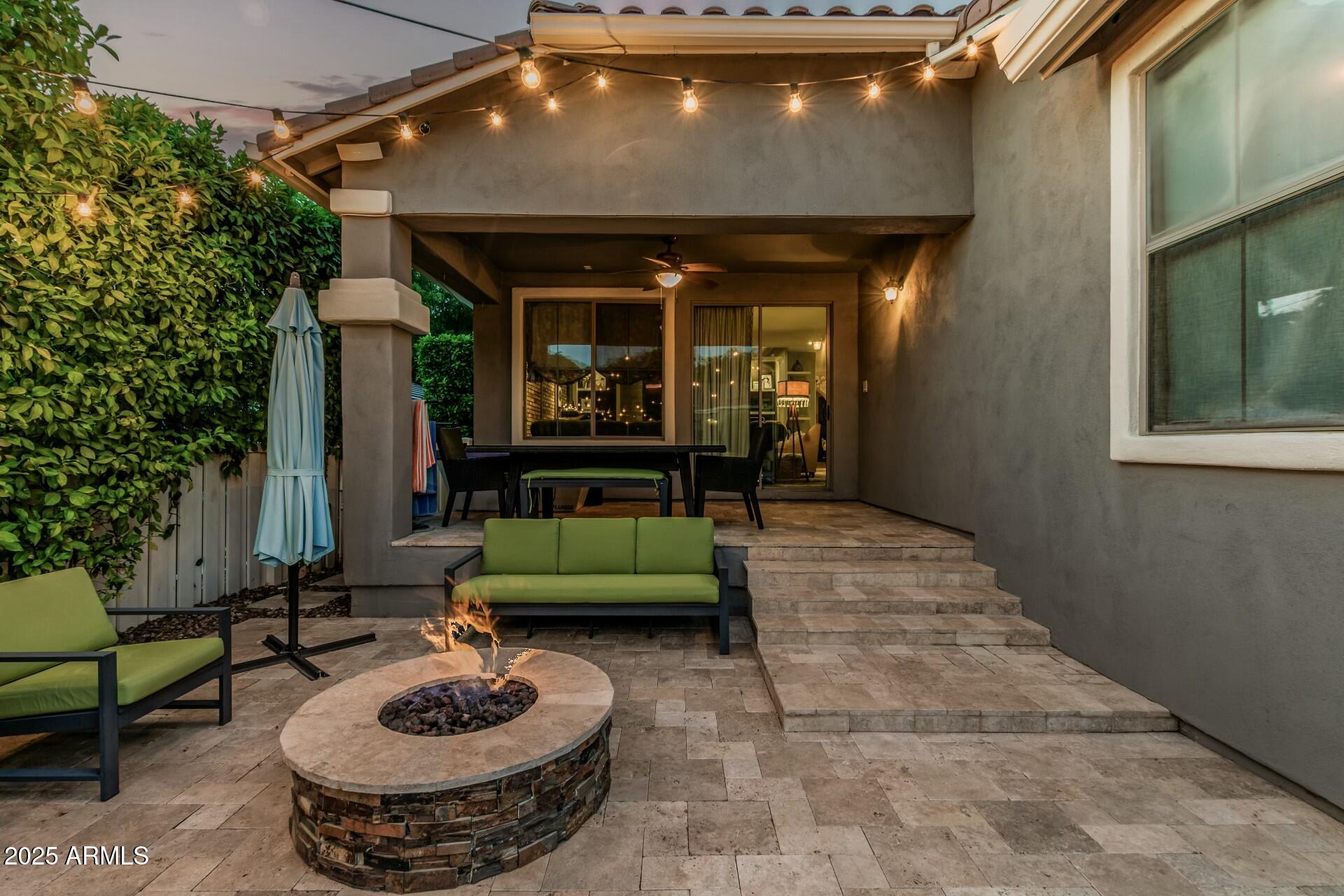 2721 E TAMARISK Street