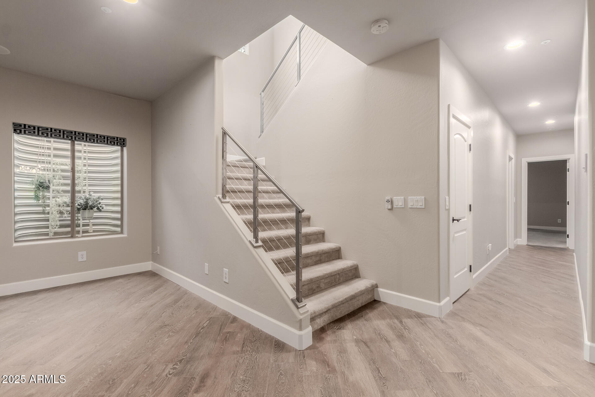 2721 E TAMARISK Street