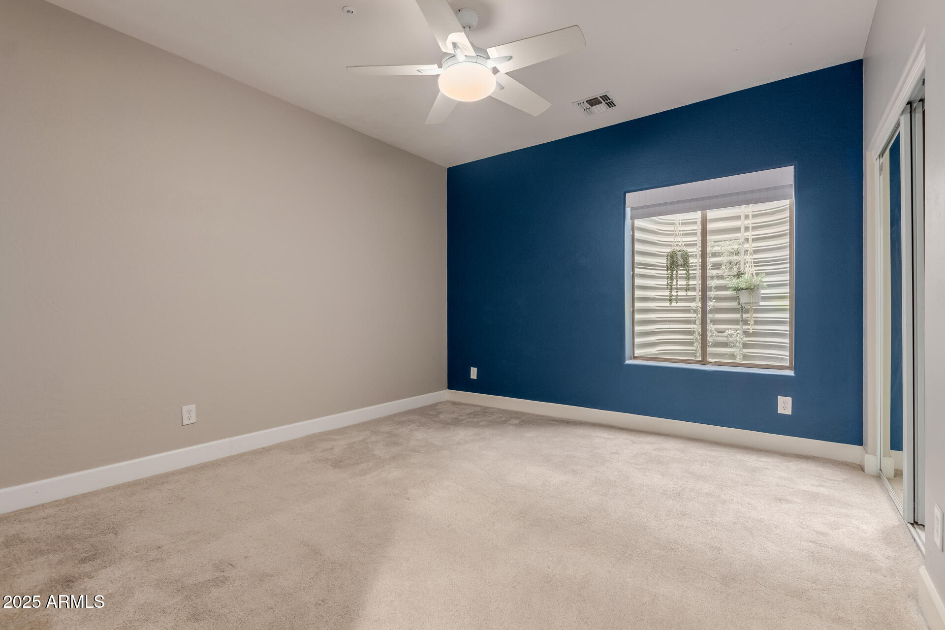 2721 E TAMARISK Street