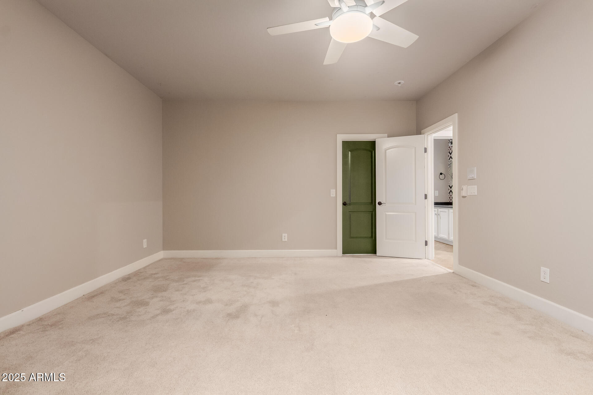 2721 E TAMARISK Street