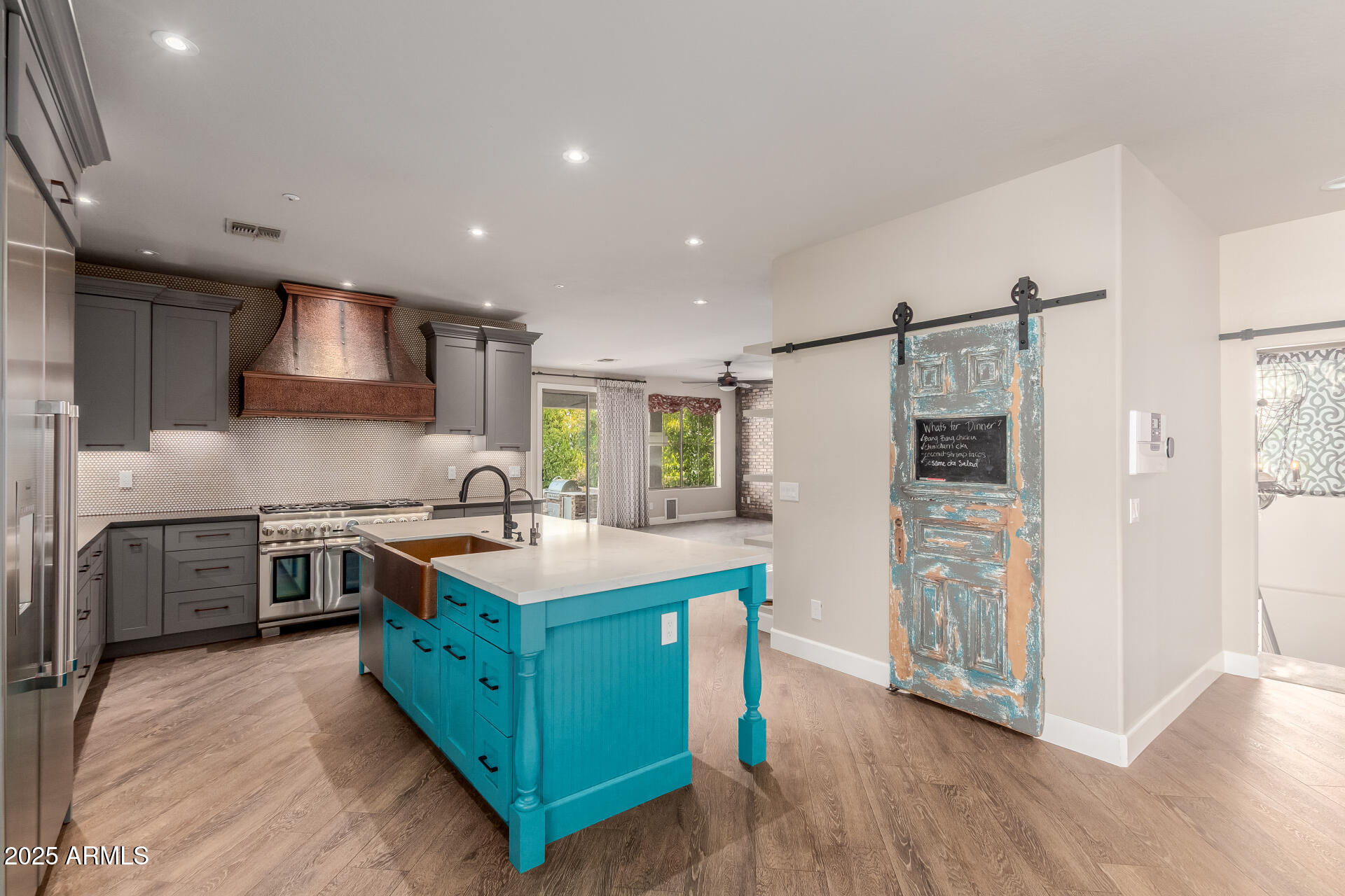 2721 E TAMARISK Street