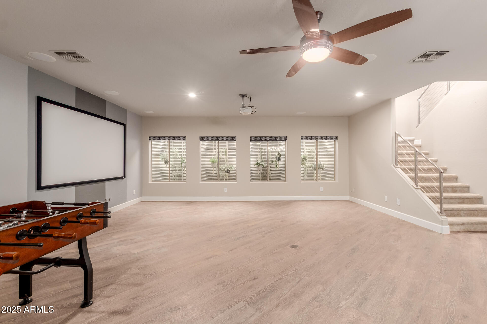 2721 E TAMARISK Street