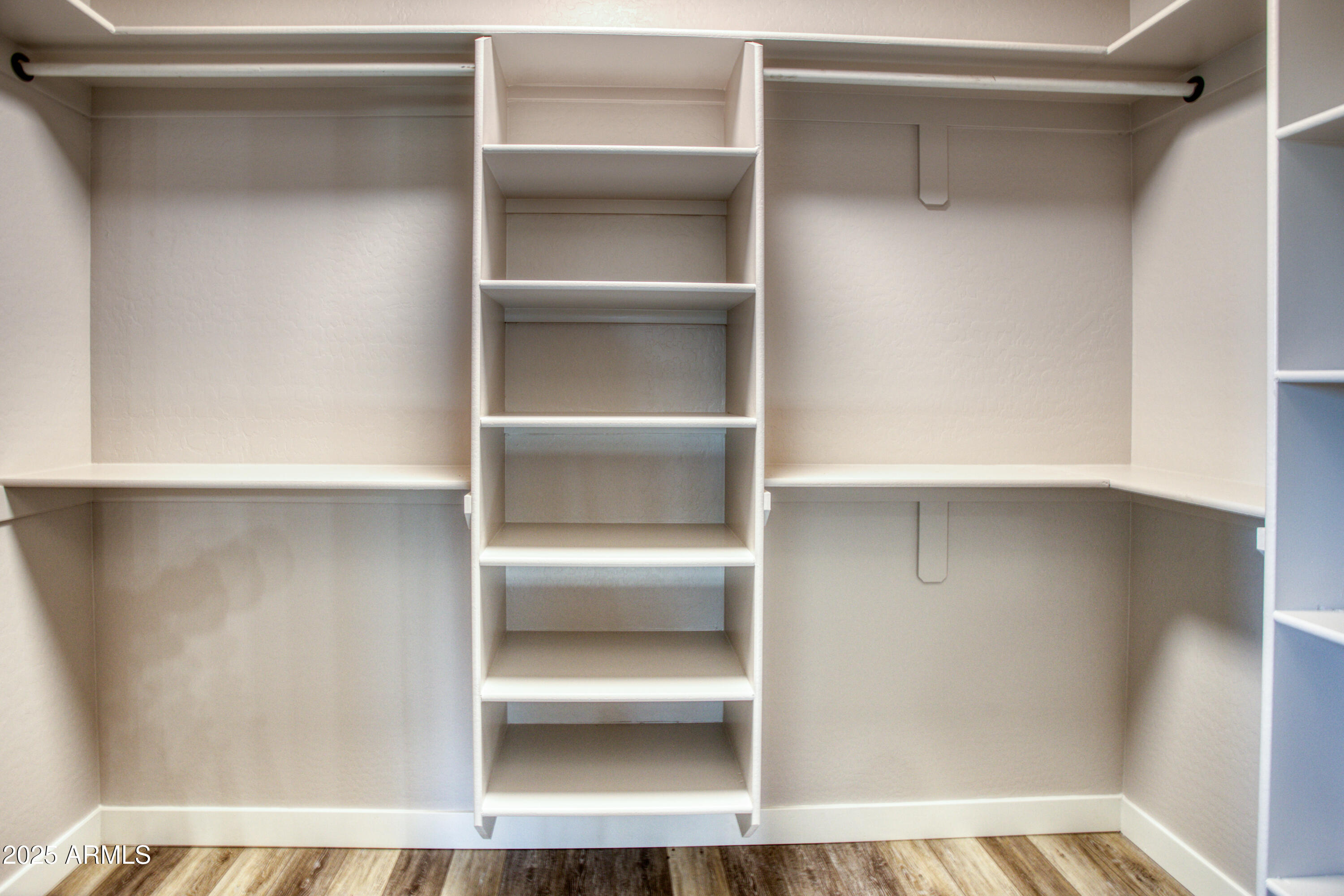 2081 E RIMSTONE Drive