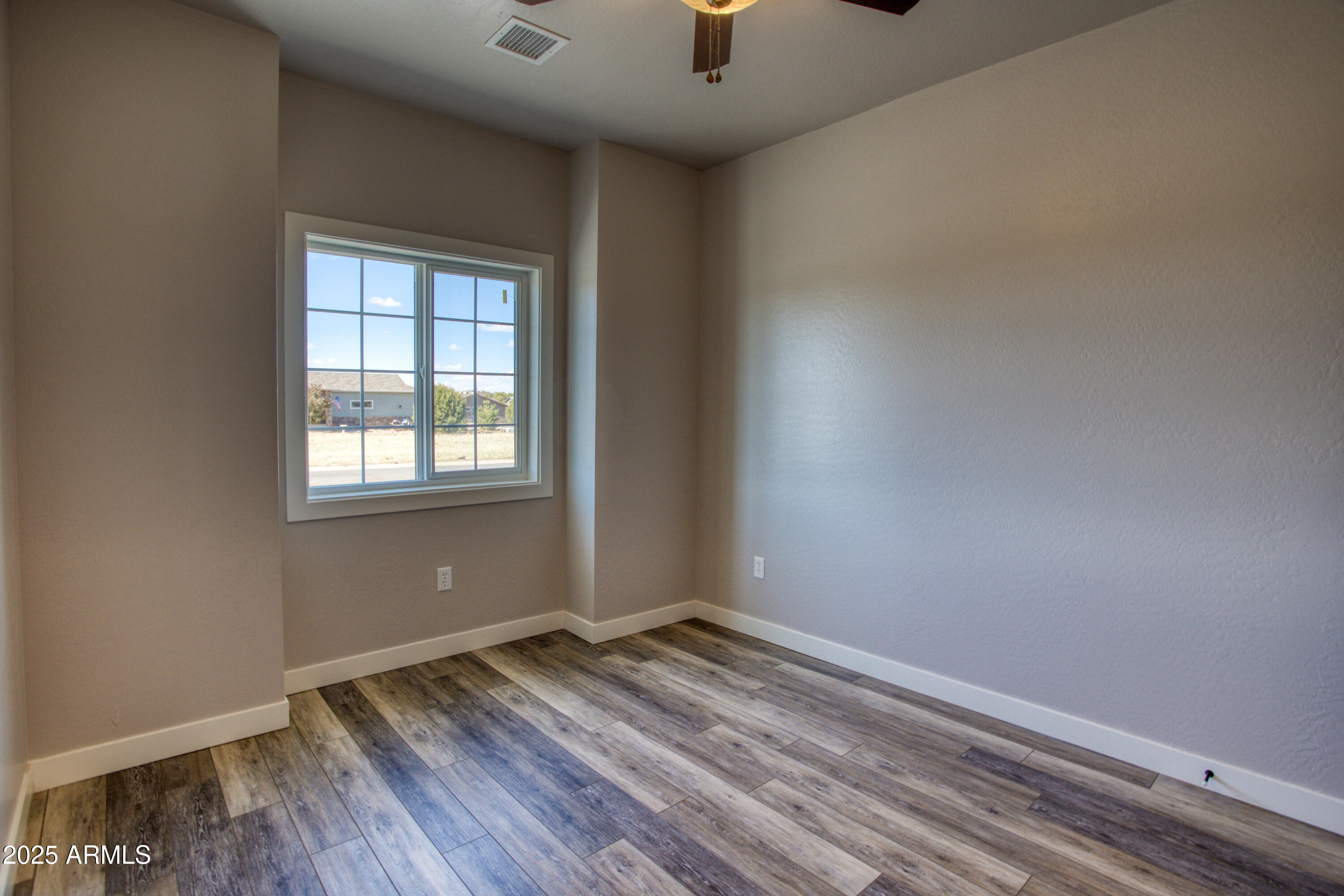 2081 E RIMSTONE Drive