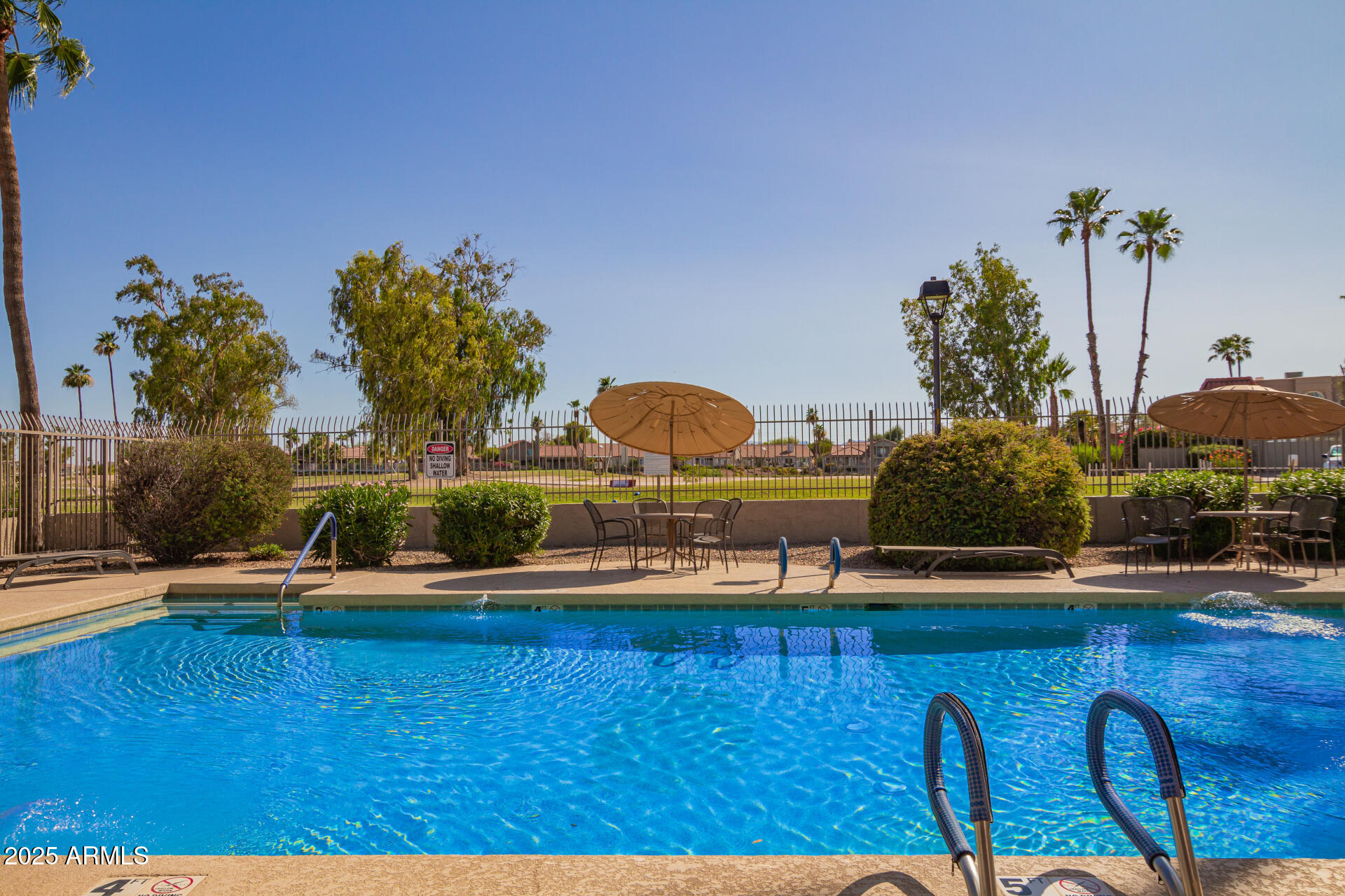 4216 E SANDIA Street