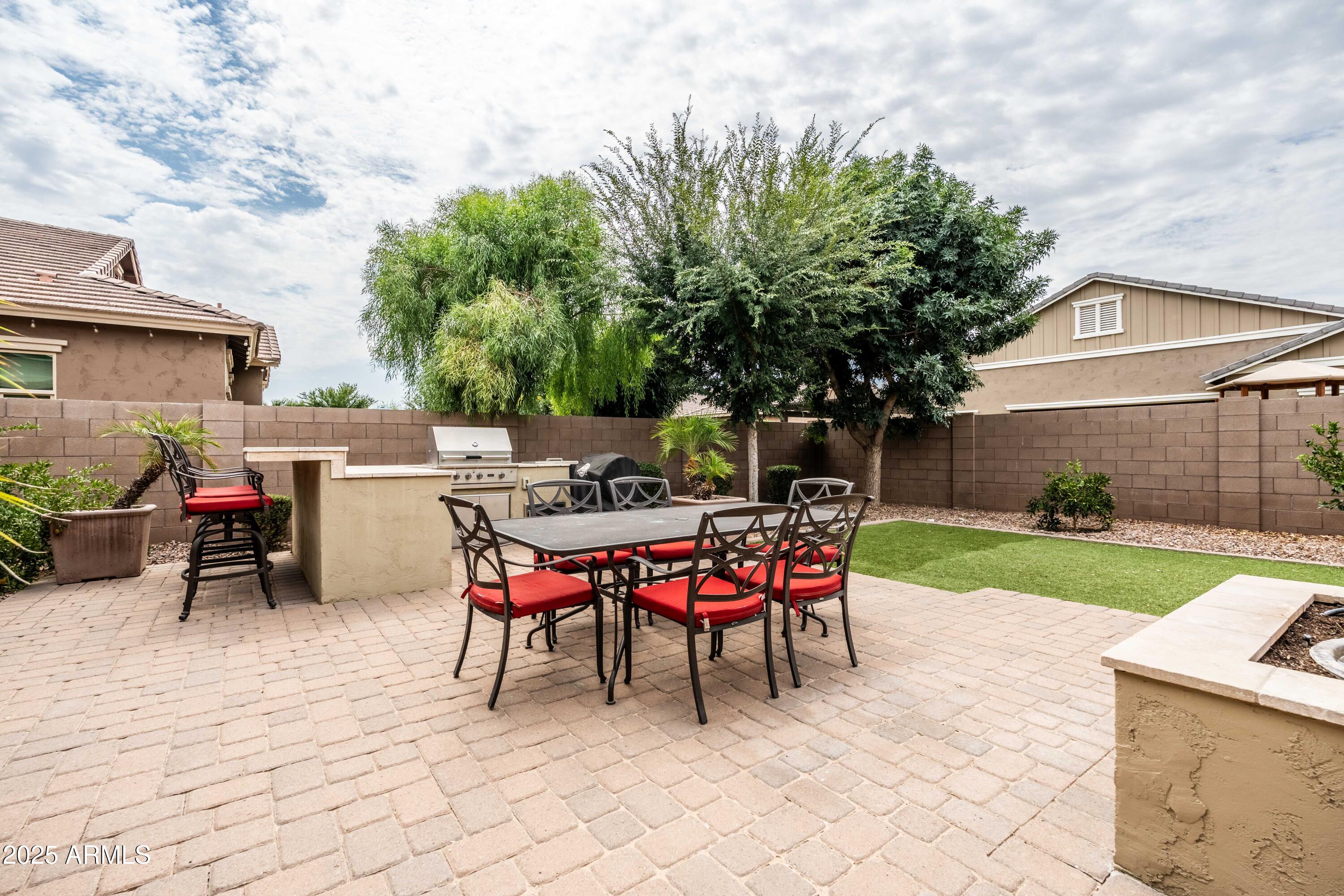 20575 E MOCKINGBIRD Drive