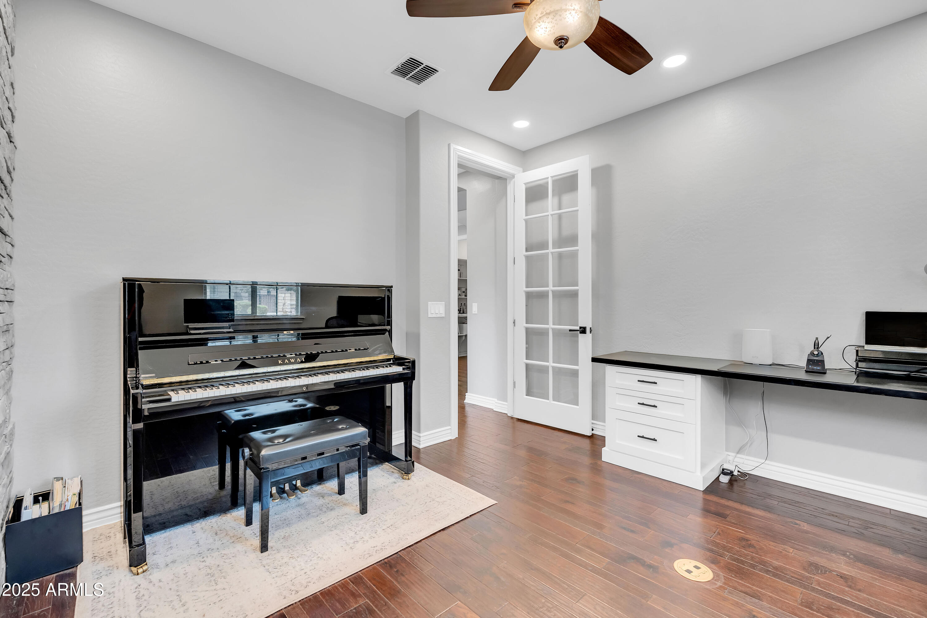 20575 E MOCKINGBIRD Drive