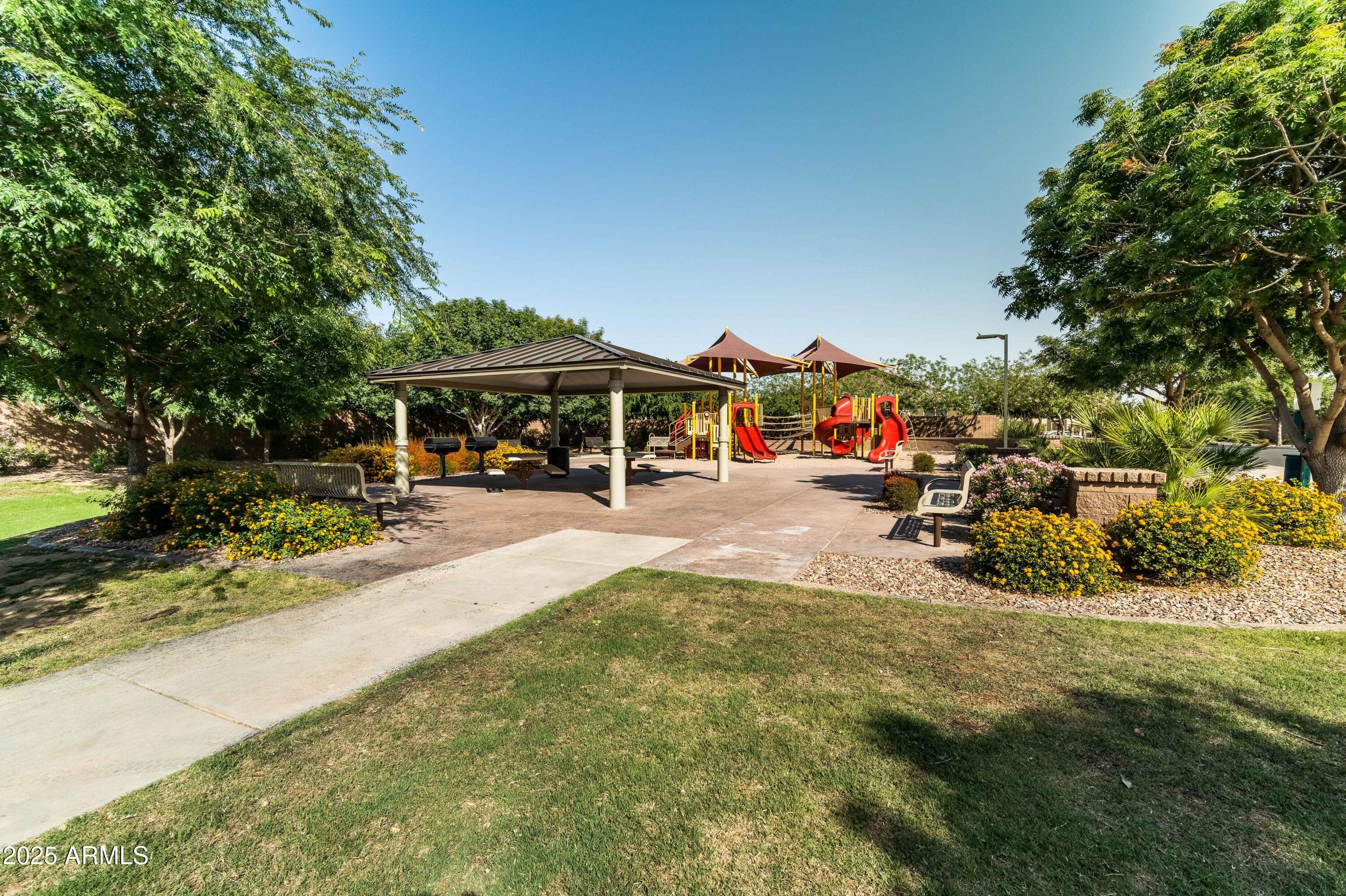 20575 E MOCKINGBIRD Drive