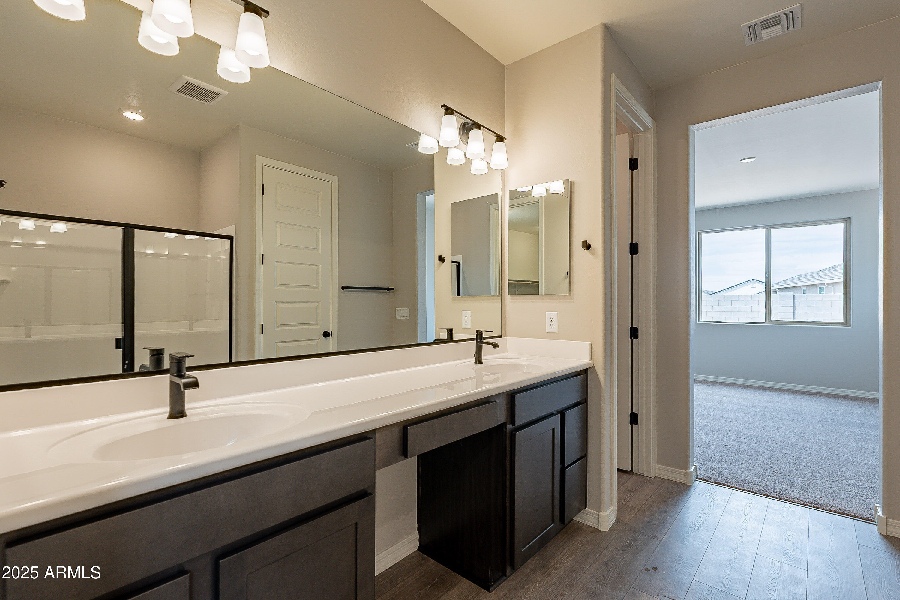 39960 W BUNKER Drive