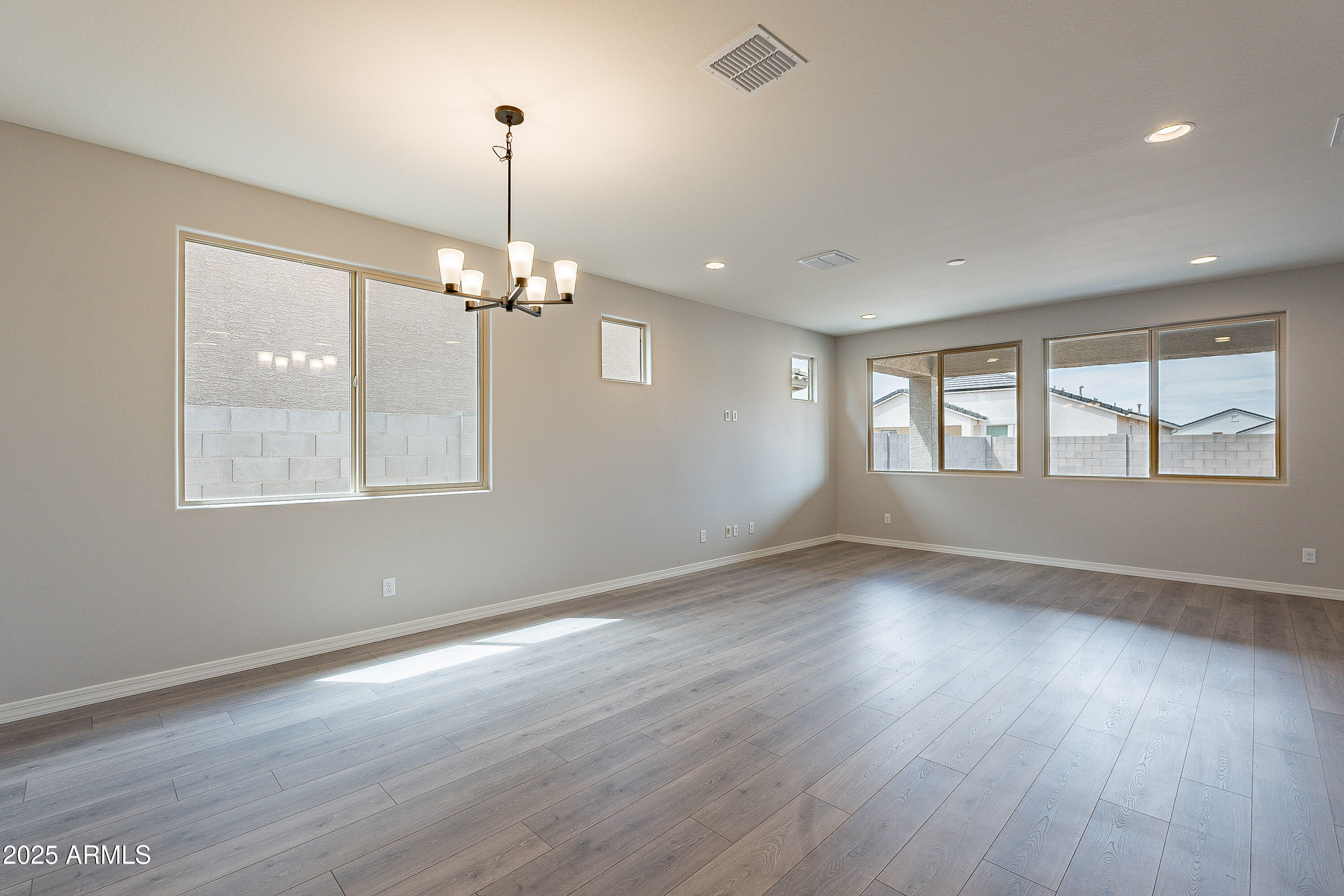 39960 W BUNKER Drive