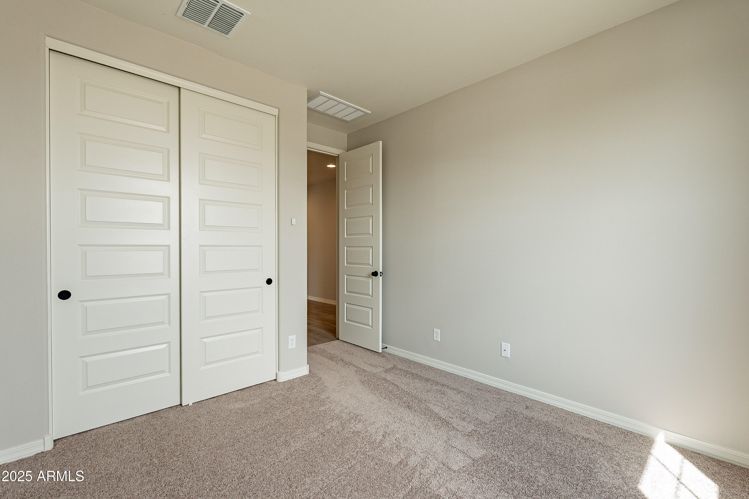 39960 W BUNKER Drive