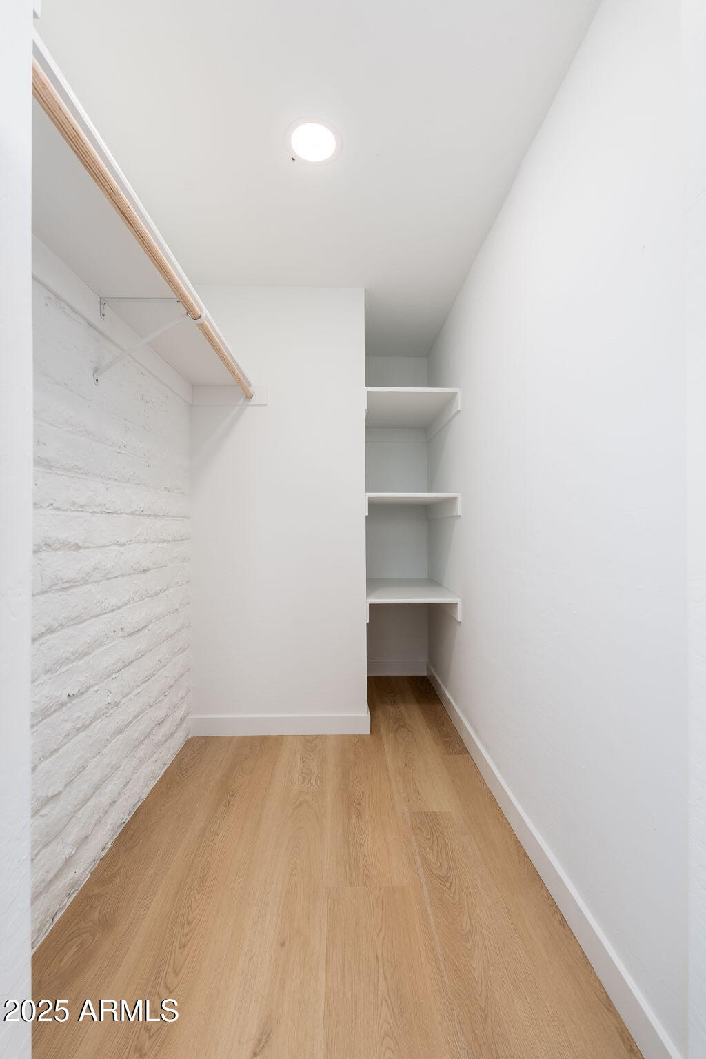 3711 E MONTEROSA Street, 7