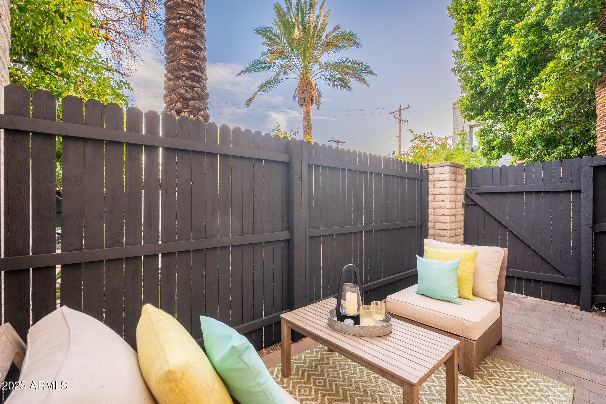 3711 E MONTEROSA Street, 7