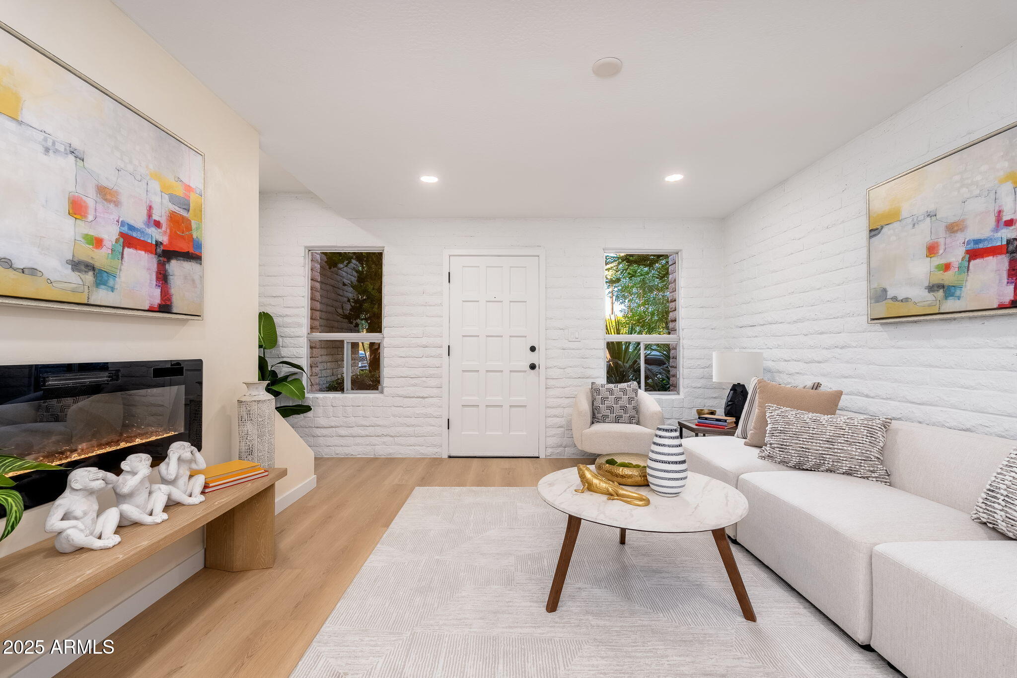 3711 E MONTEROSA Street, 7