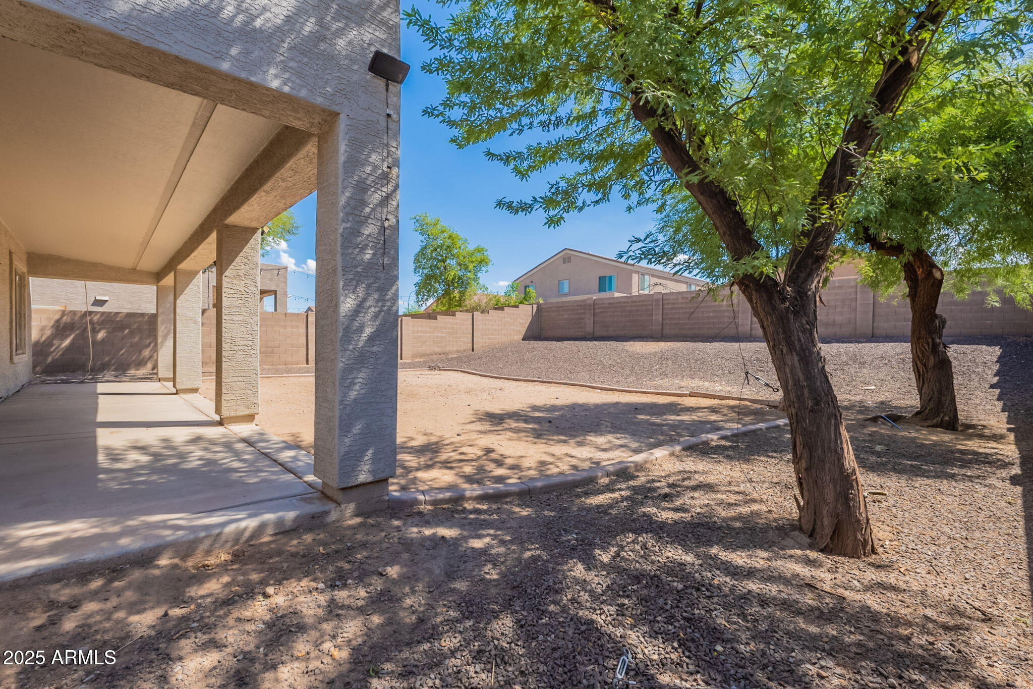 11113 W MINNEZONA Avenue