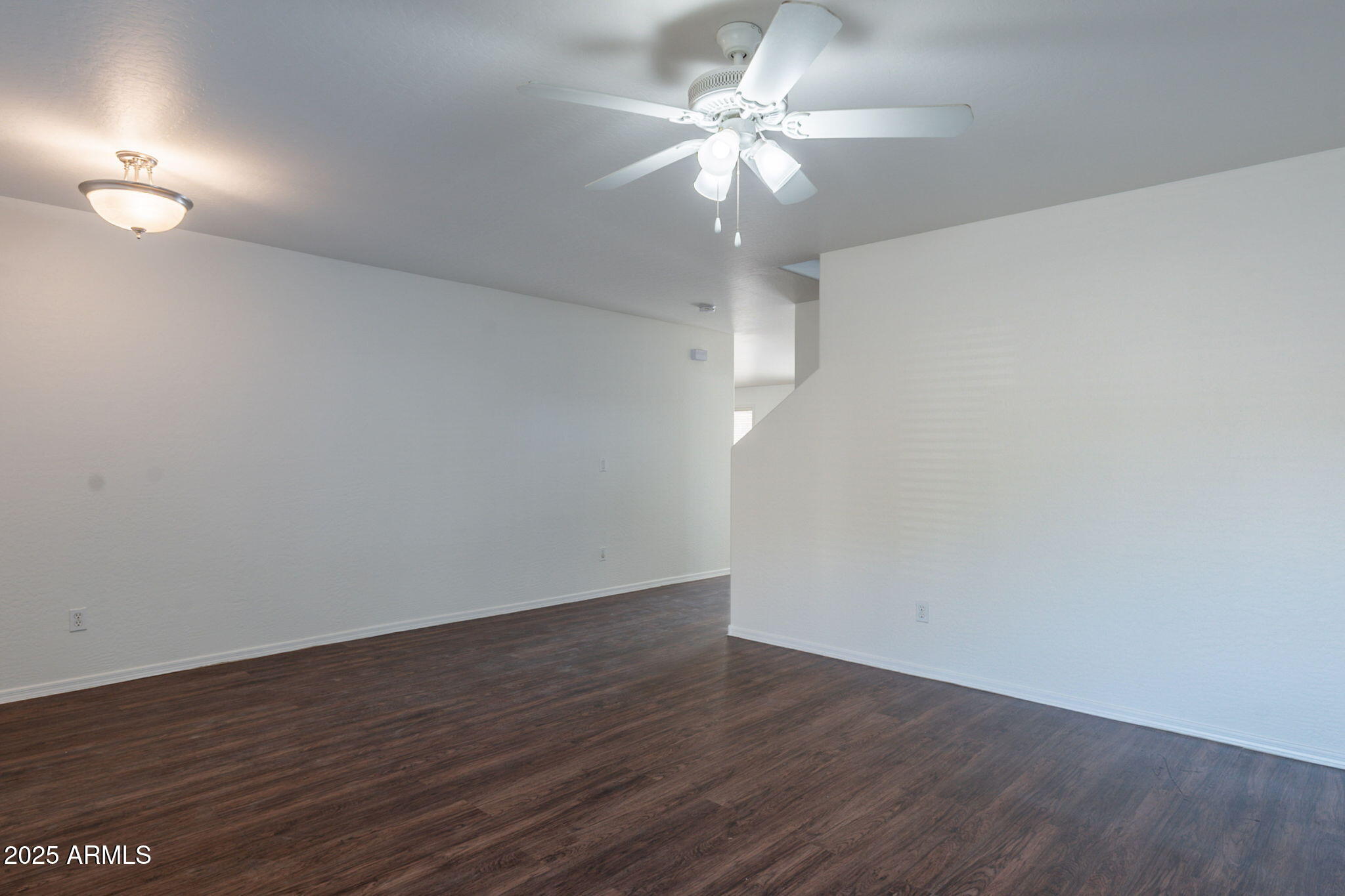 11113 W MINNEZONA Avenue