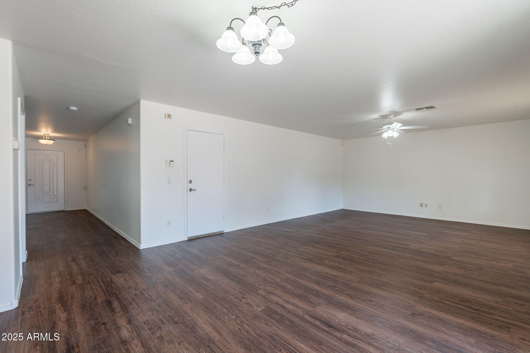 11113 W MINNEZONA Avenue