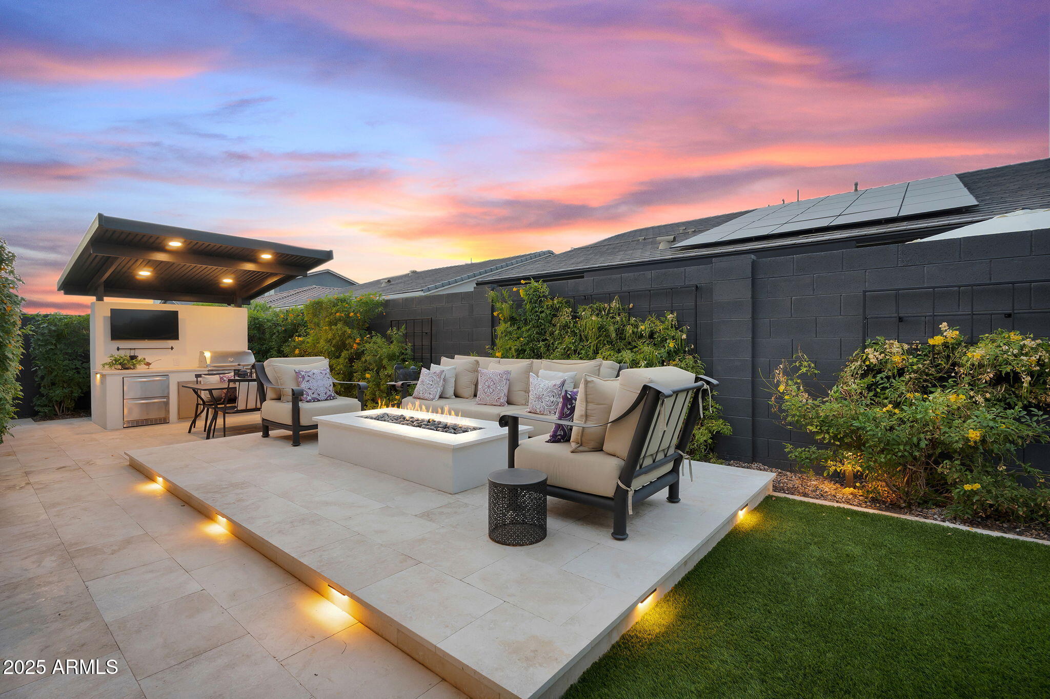 17176 W MOUNTAINAIR Street