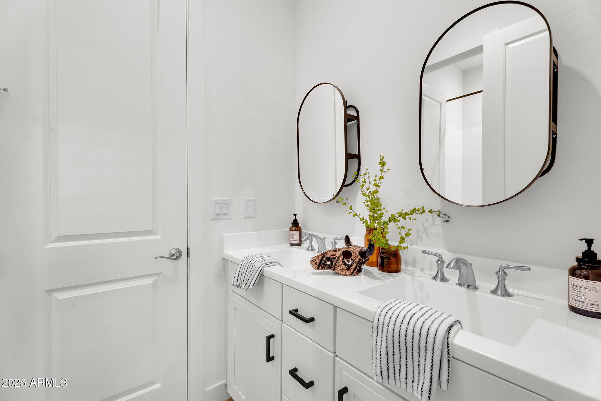 17176 W MOUNTAINAIR Street