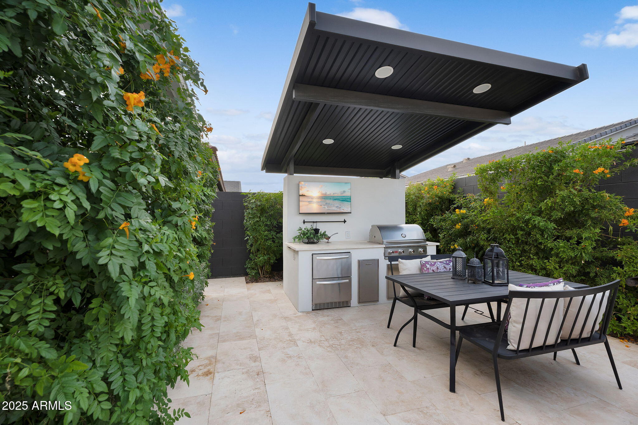 17176 W MOUNTAINAIR Street