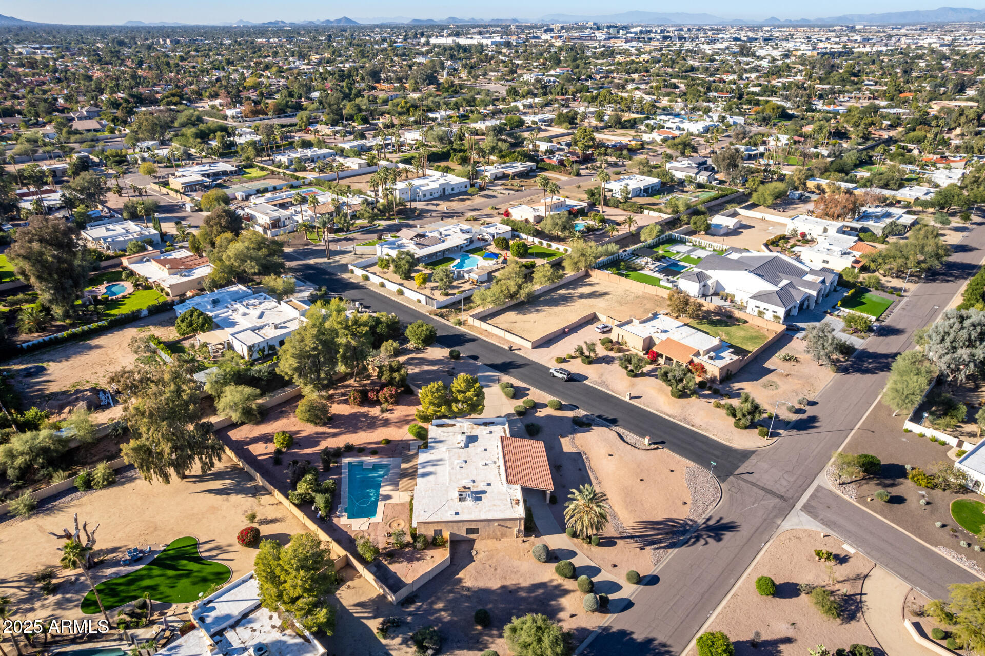 8129 E CHARTER OAK Drive