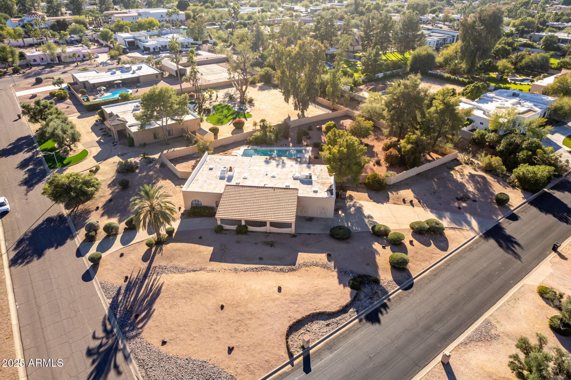 8129 E CHARTER OAK Drive