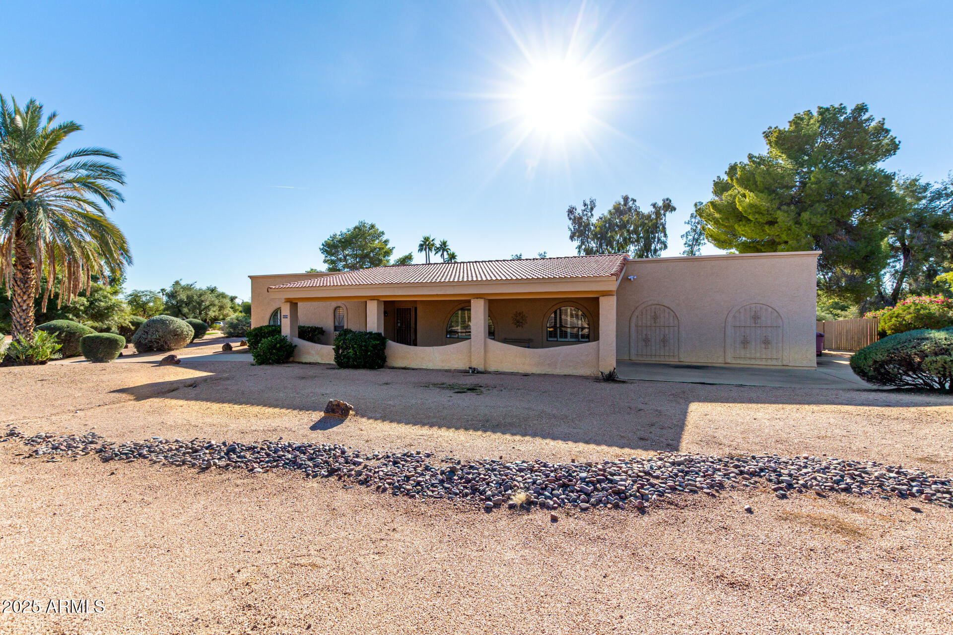 8129 E CHARTER OAK Drive