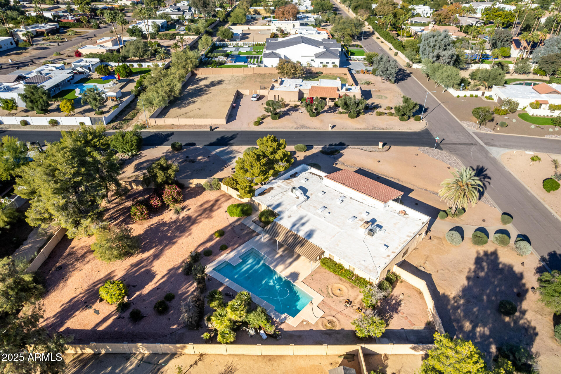 8129 E CHARTER OAK Drive